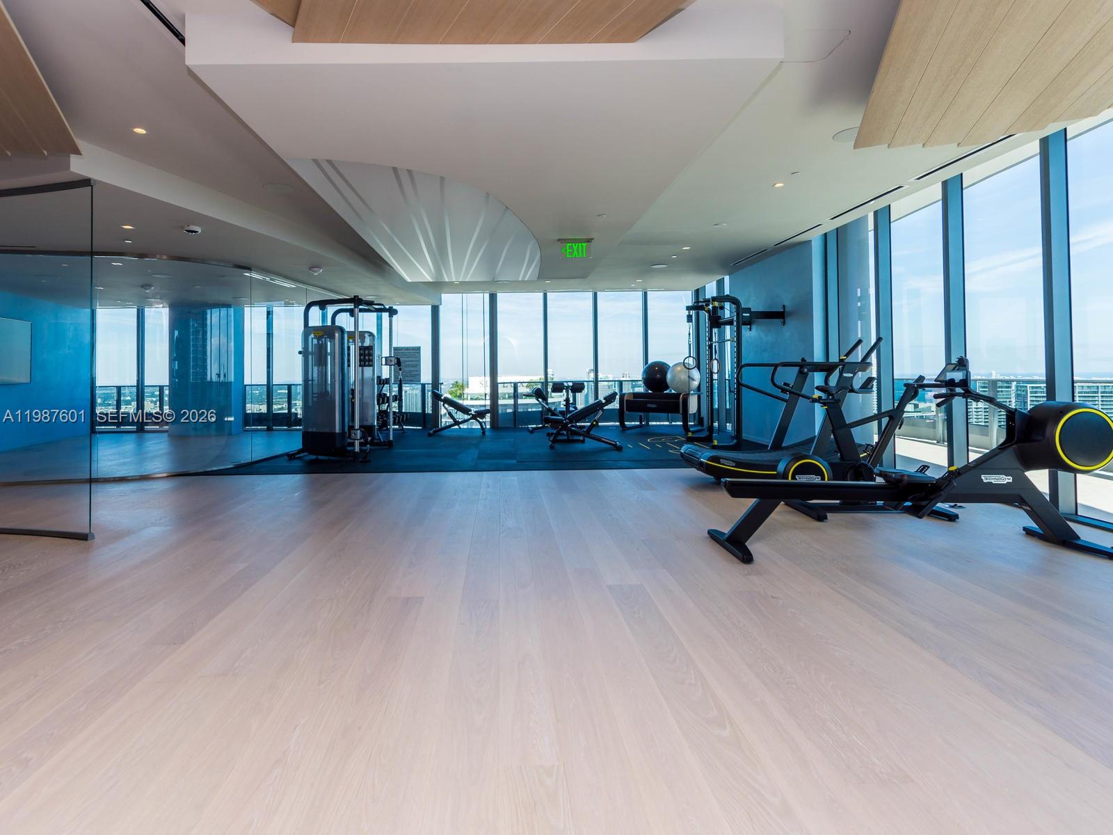 1000 Brickell Plz #4104 Miami, FL 33131