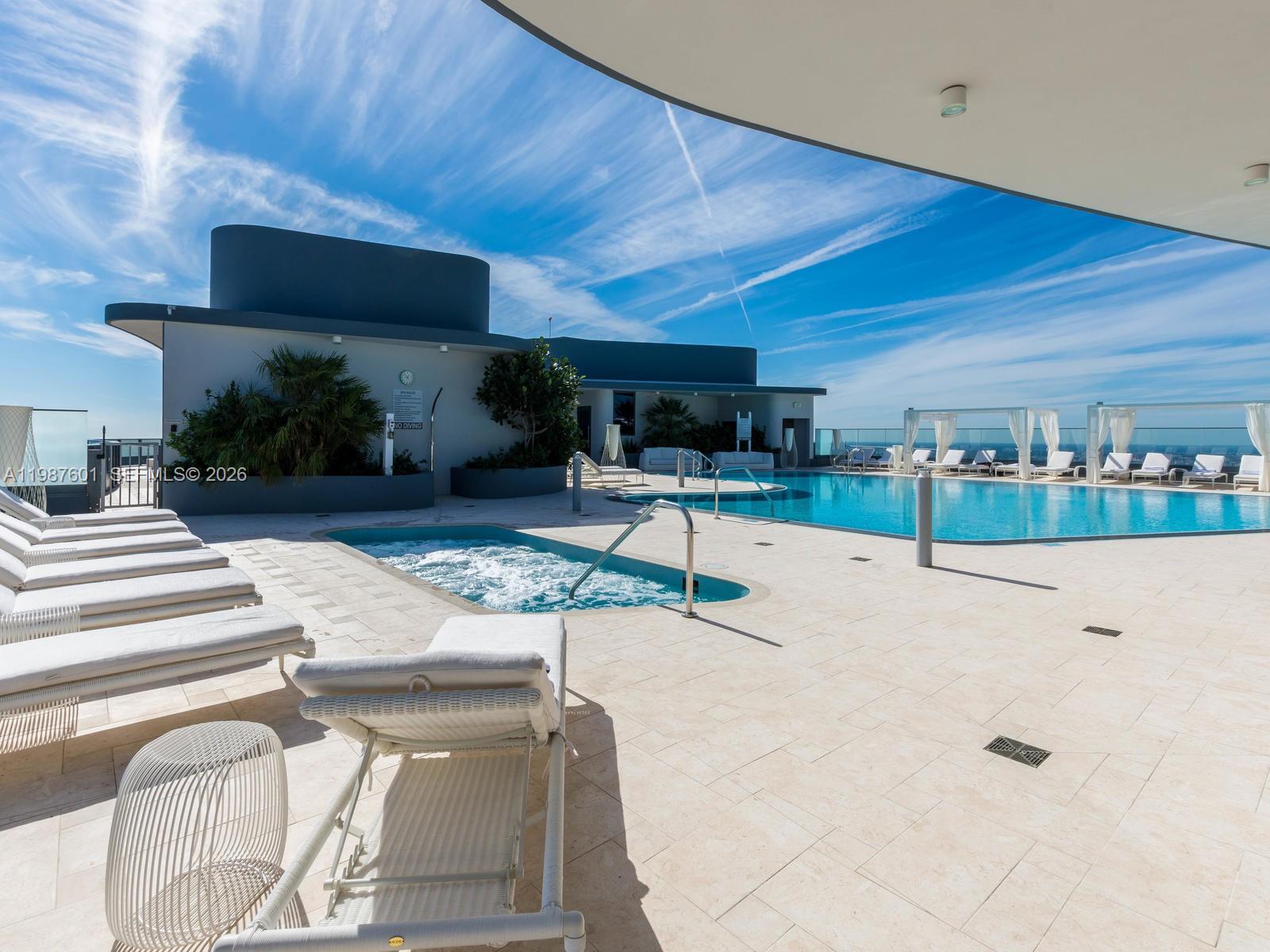 1000 Brickell Plz #4104 Miami, FL 33131