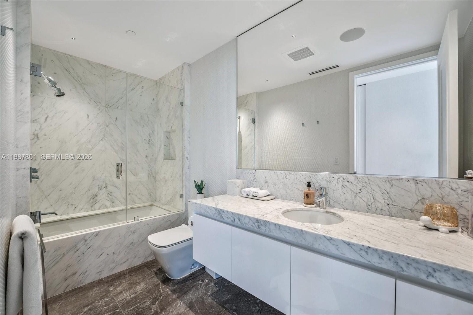 17901 Collins Ave #404 Sunny Isles Beach, FL 33160