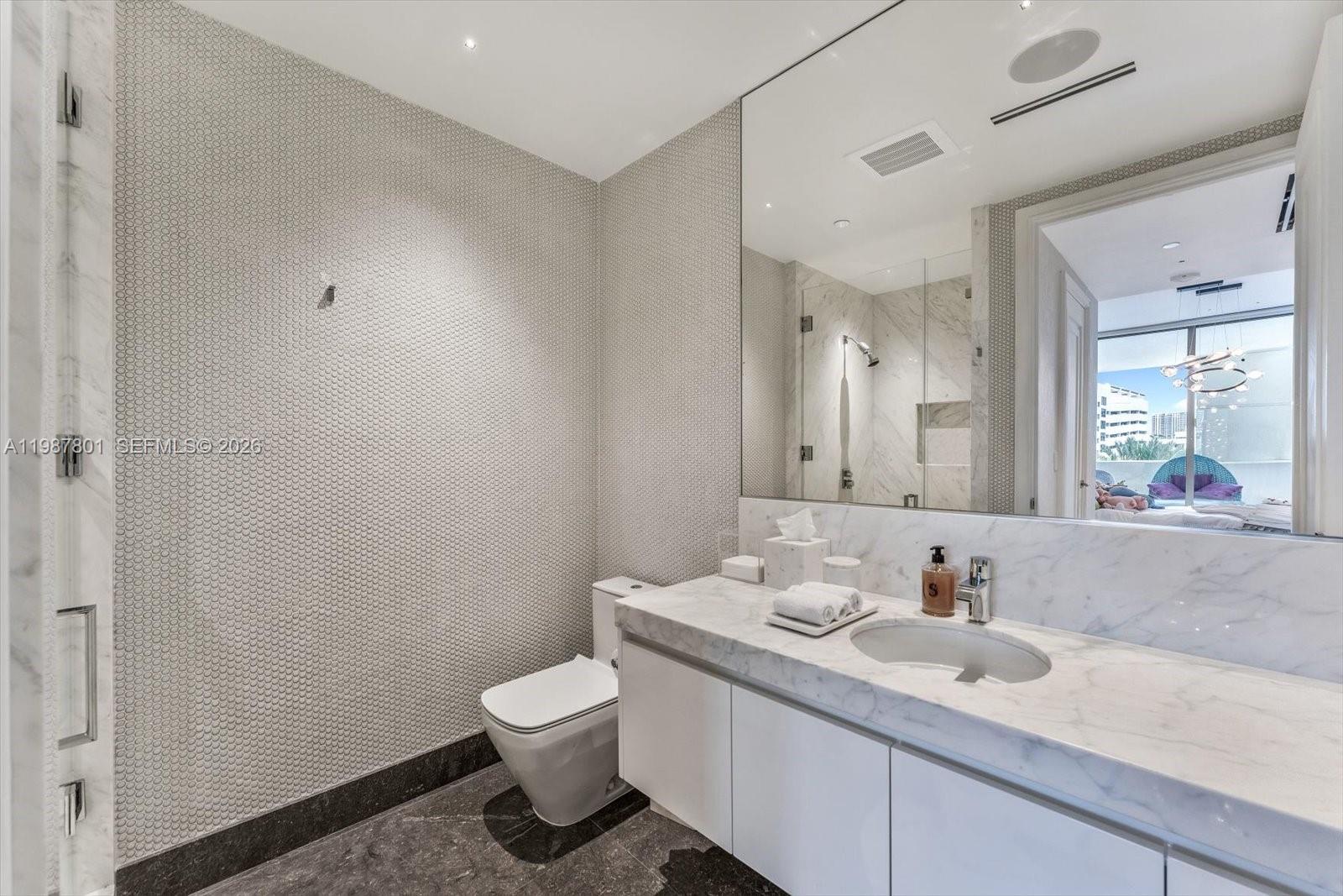 17901 Collins Ave #404 Sunny Isles Beach, FL 33160