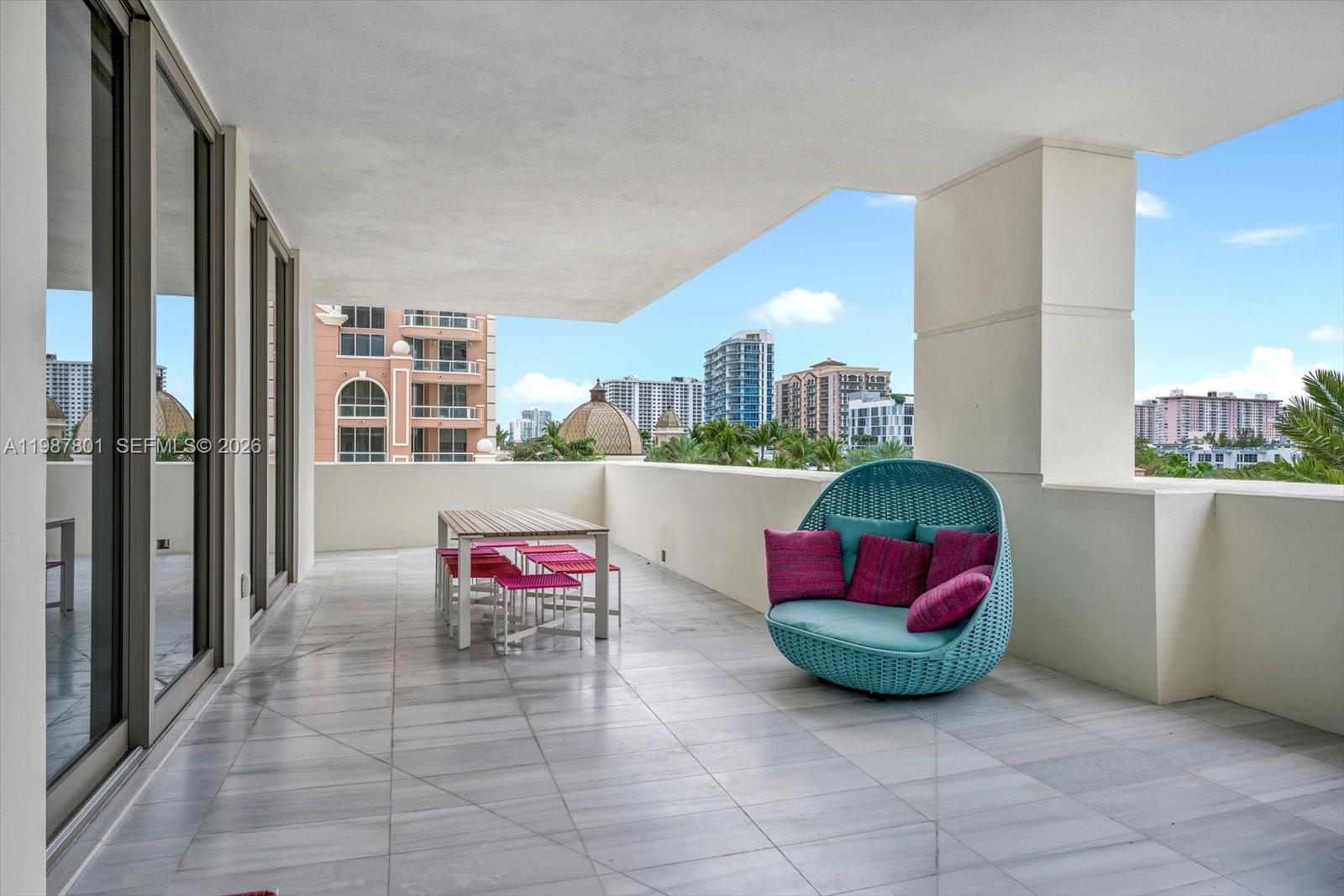 17901 Collins Ave #404 Sunny Isles Beach, FL 33160
