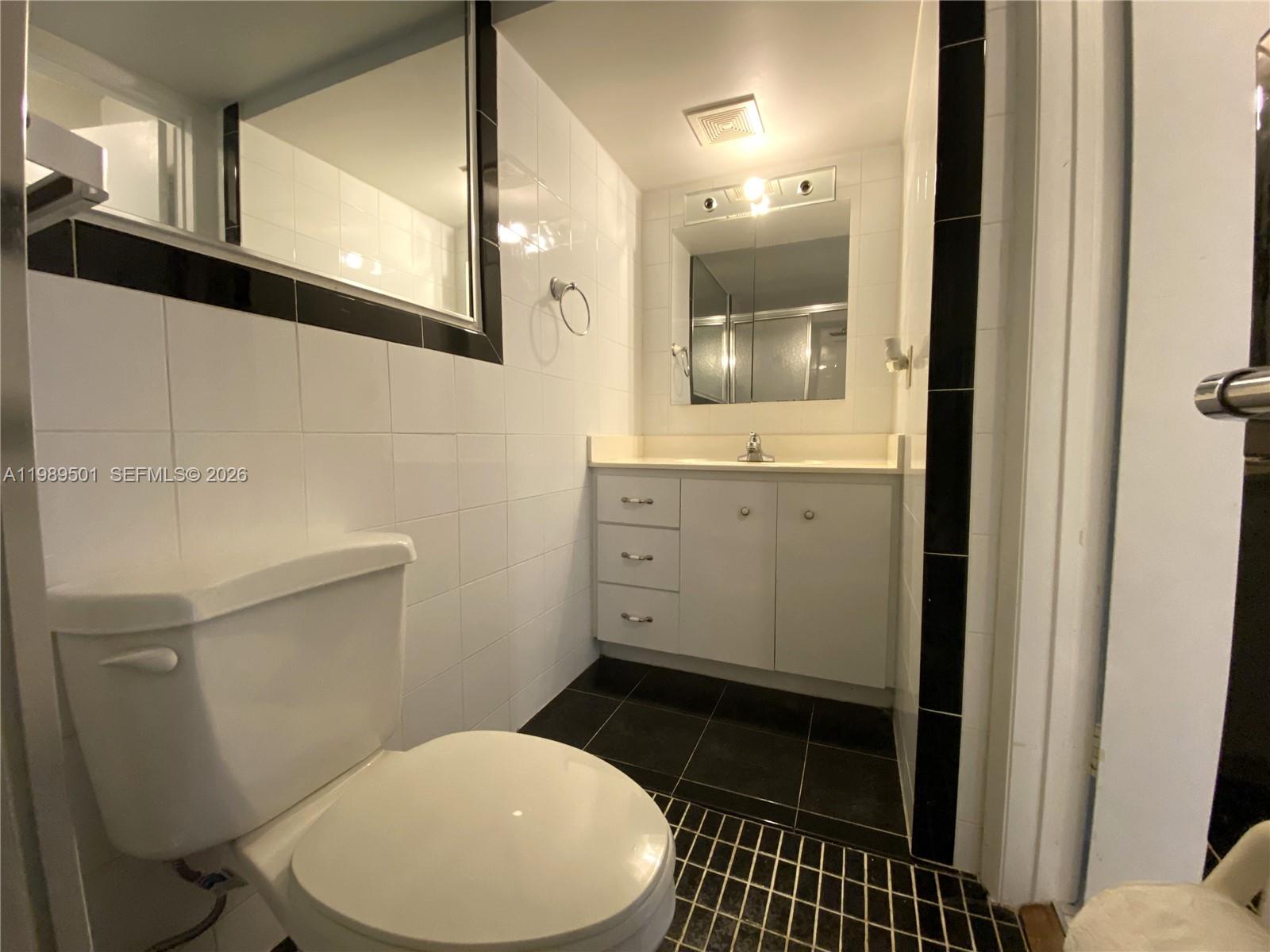 3300-3302 SW 10th St Miami, FL 33135