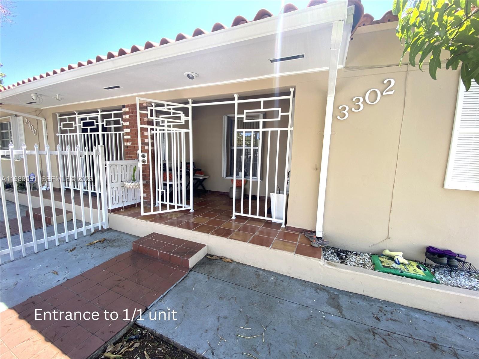 3300-3302 SW 10th St Miami, FL 33135