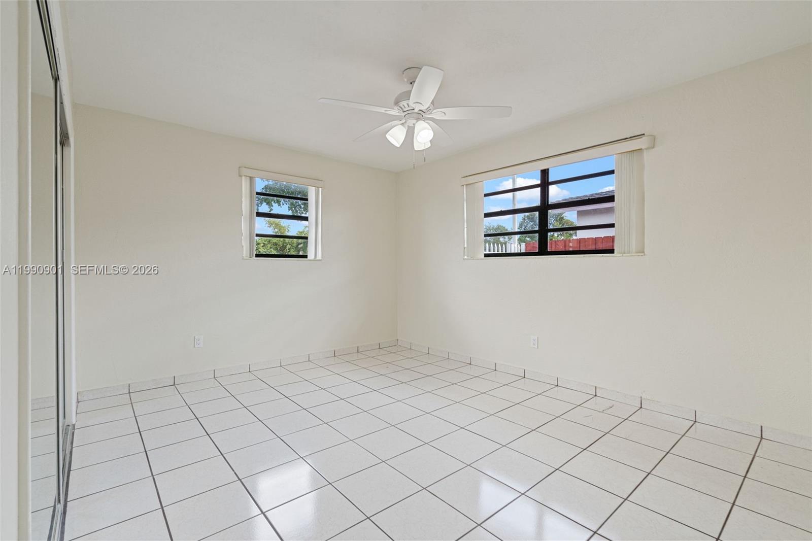 1028 W 30th St #1028 Hialeah, FL 33012
