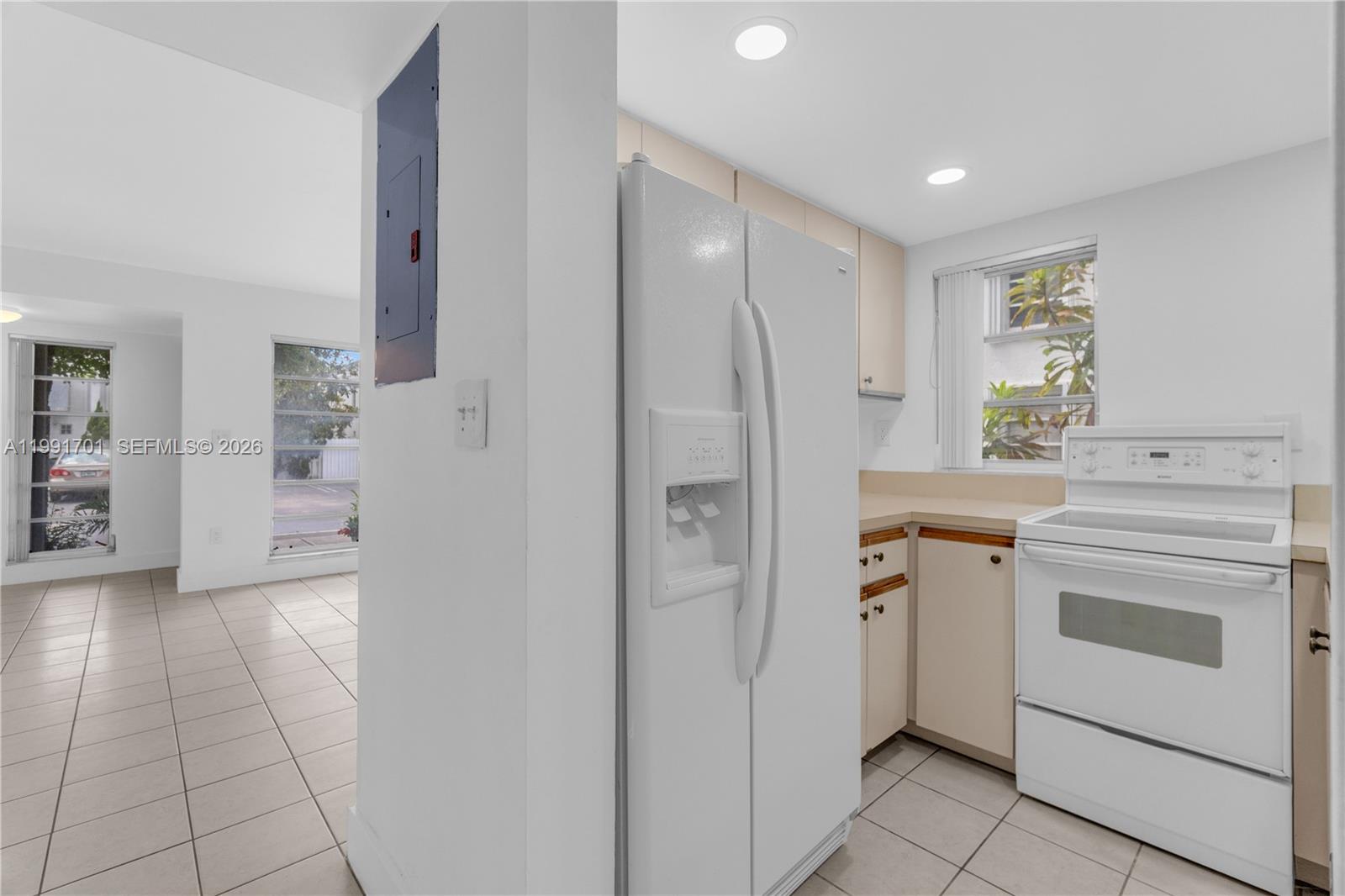 3599 SW 17th St #3599 Miami, FL 33145