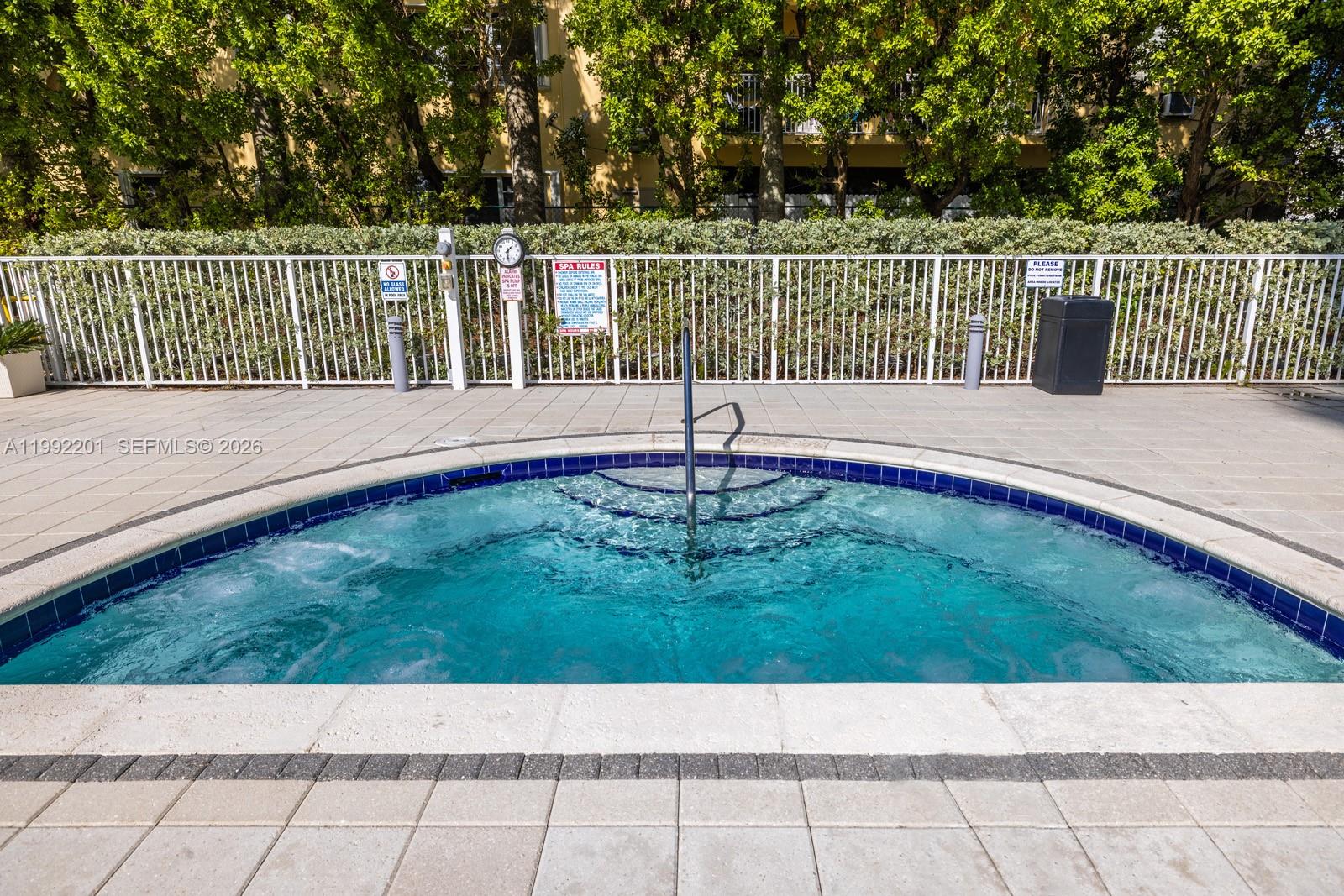 image Eloquence on the Bay28