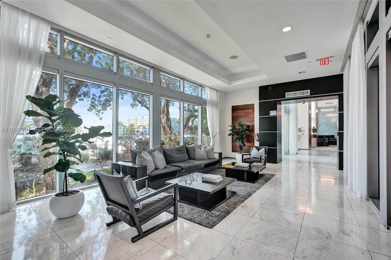 image Eloquence on the Bay37