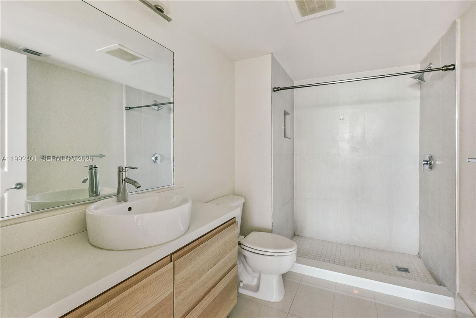 image Platinum Condominium11