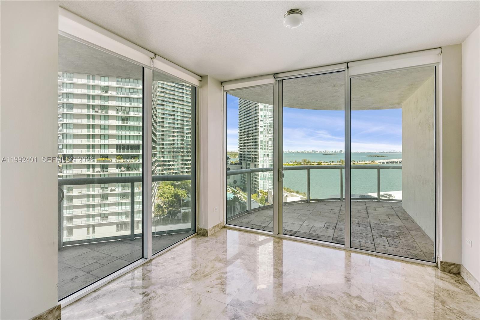 image Platinum Condominium4