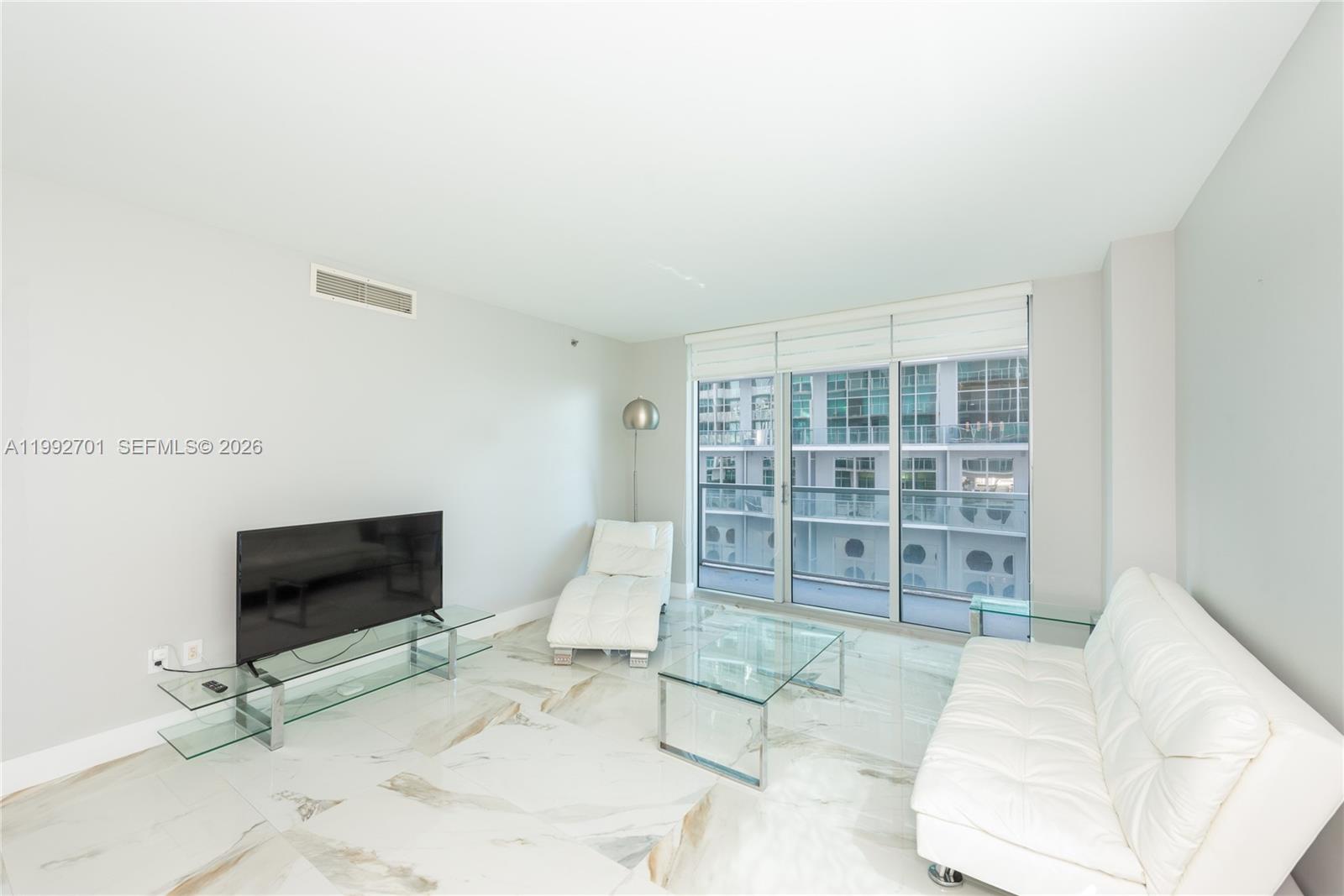 image 500 Brickell West10