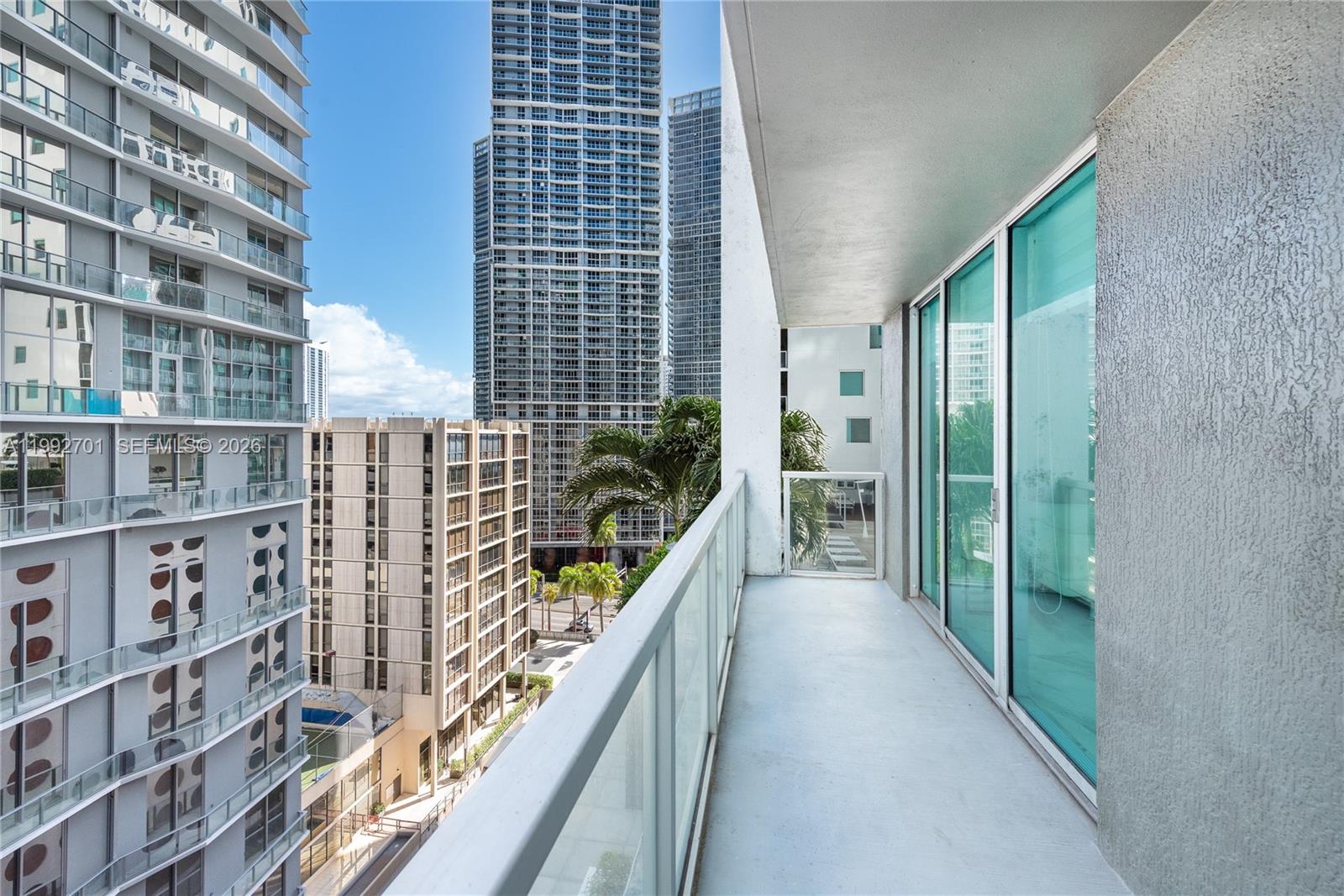 image 500 Brickell West2