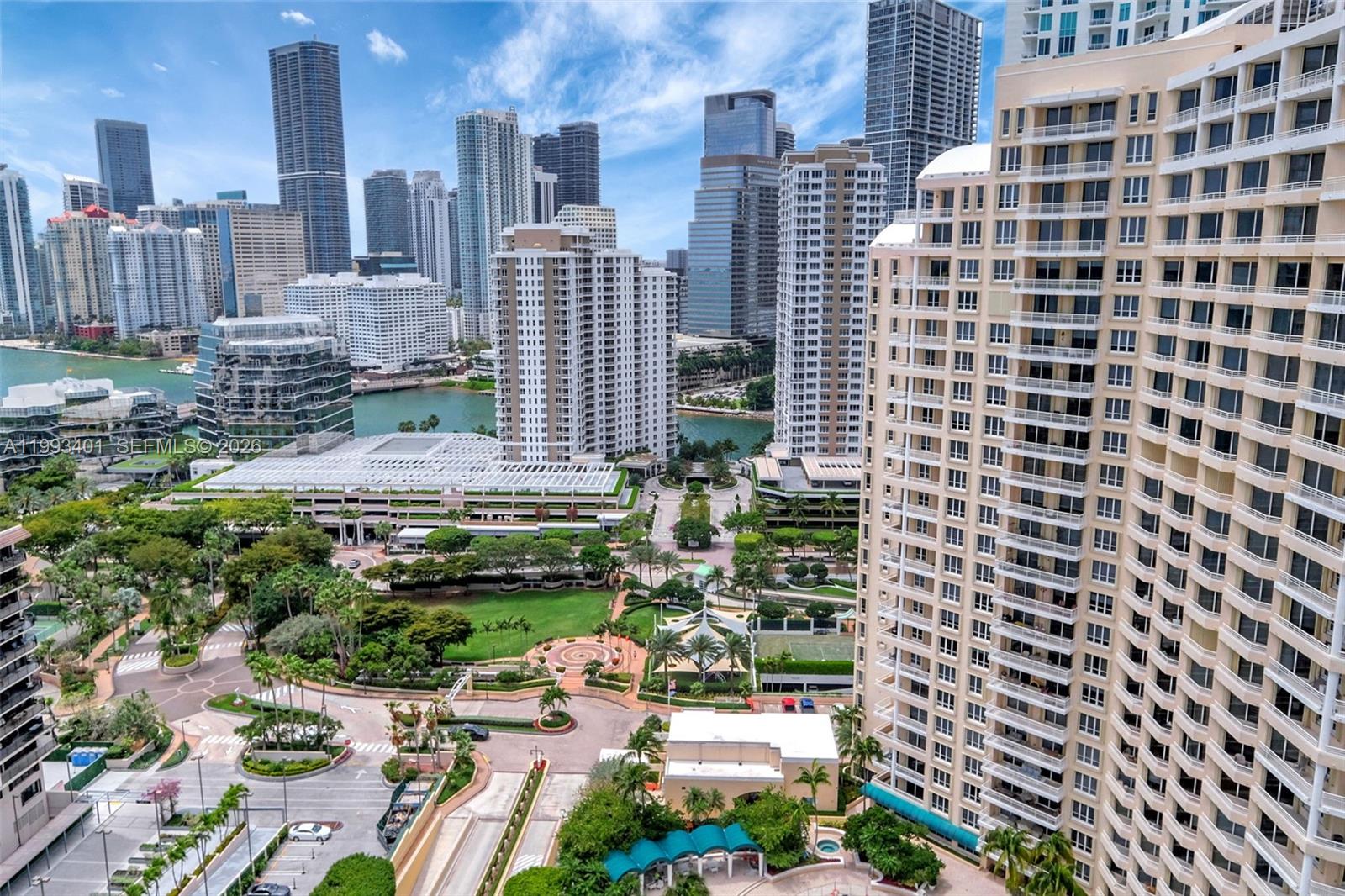 848 Brickell Key Dr #2605 Miami, FL 33131