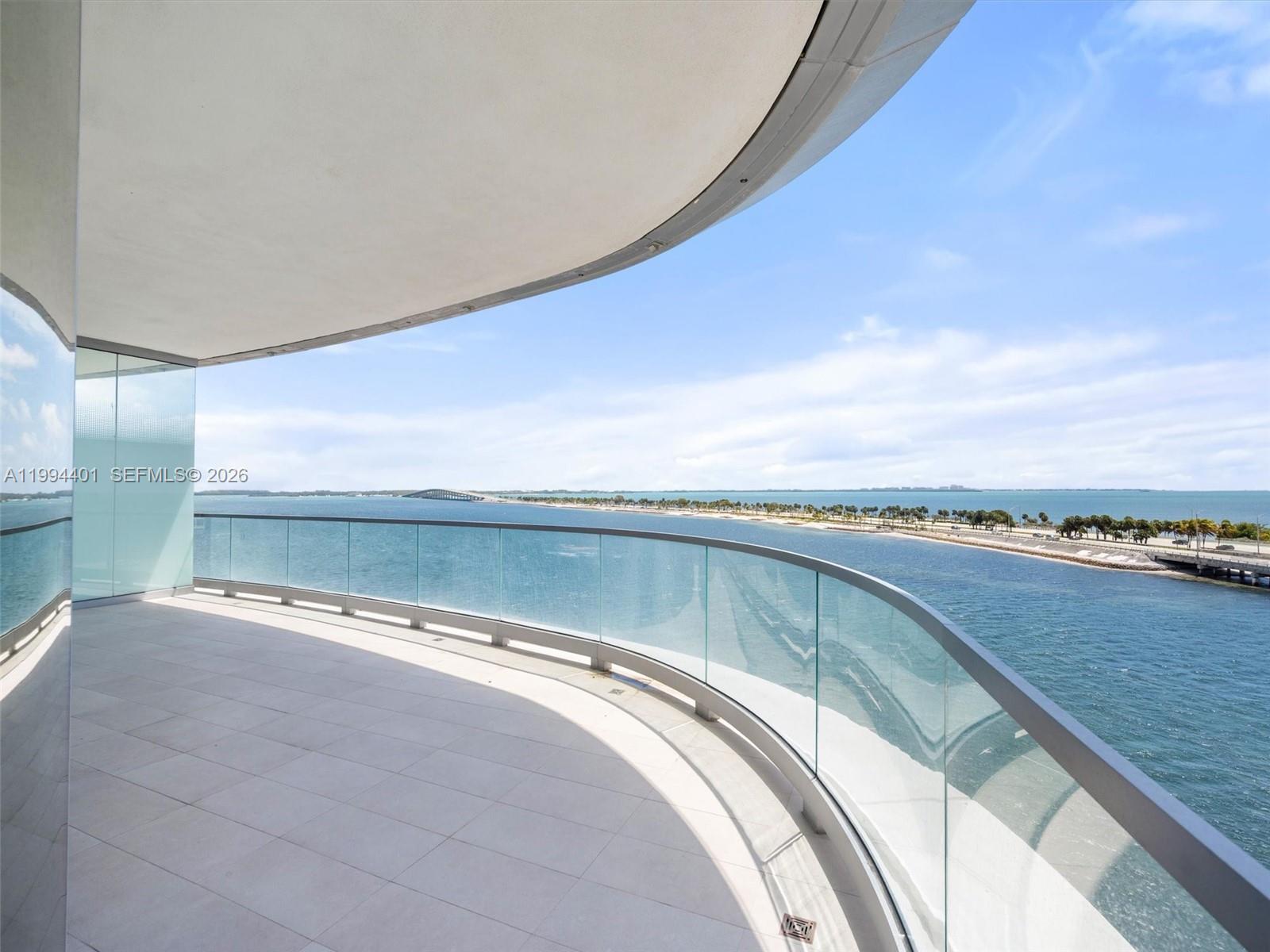 image Una Residences14