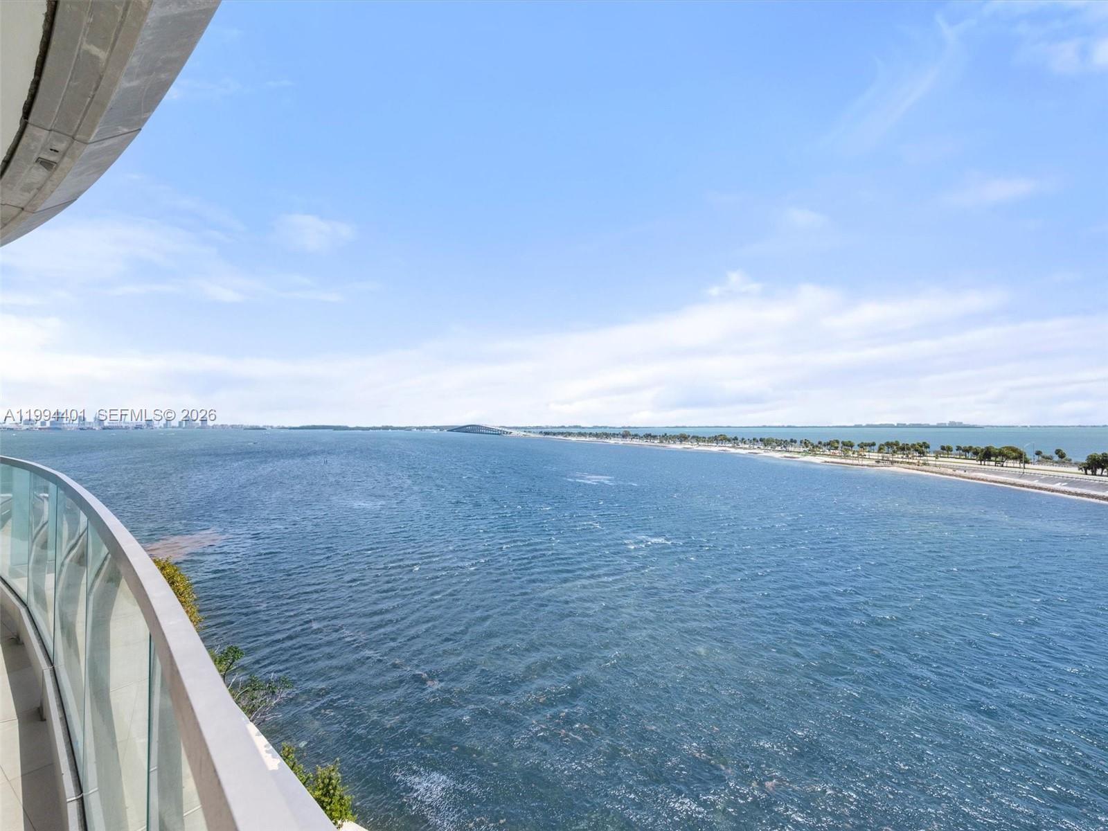 image Una Residences16