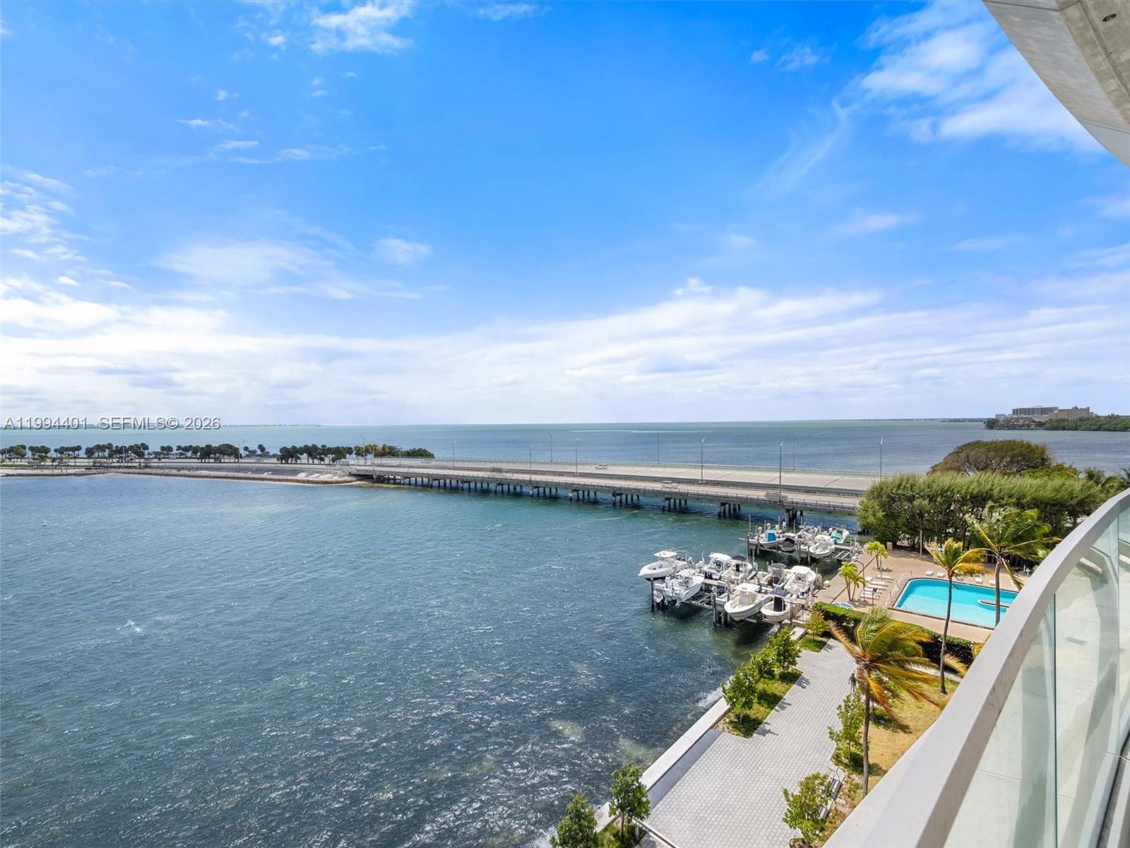 image Una Residences17