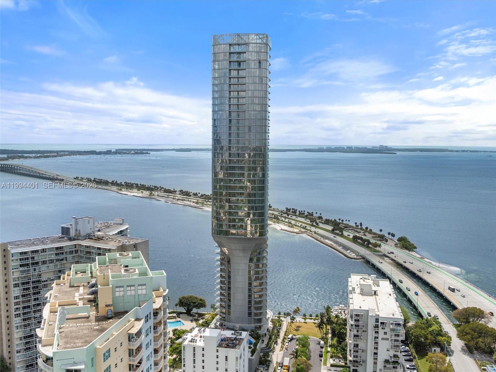 image Una Residences2