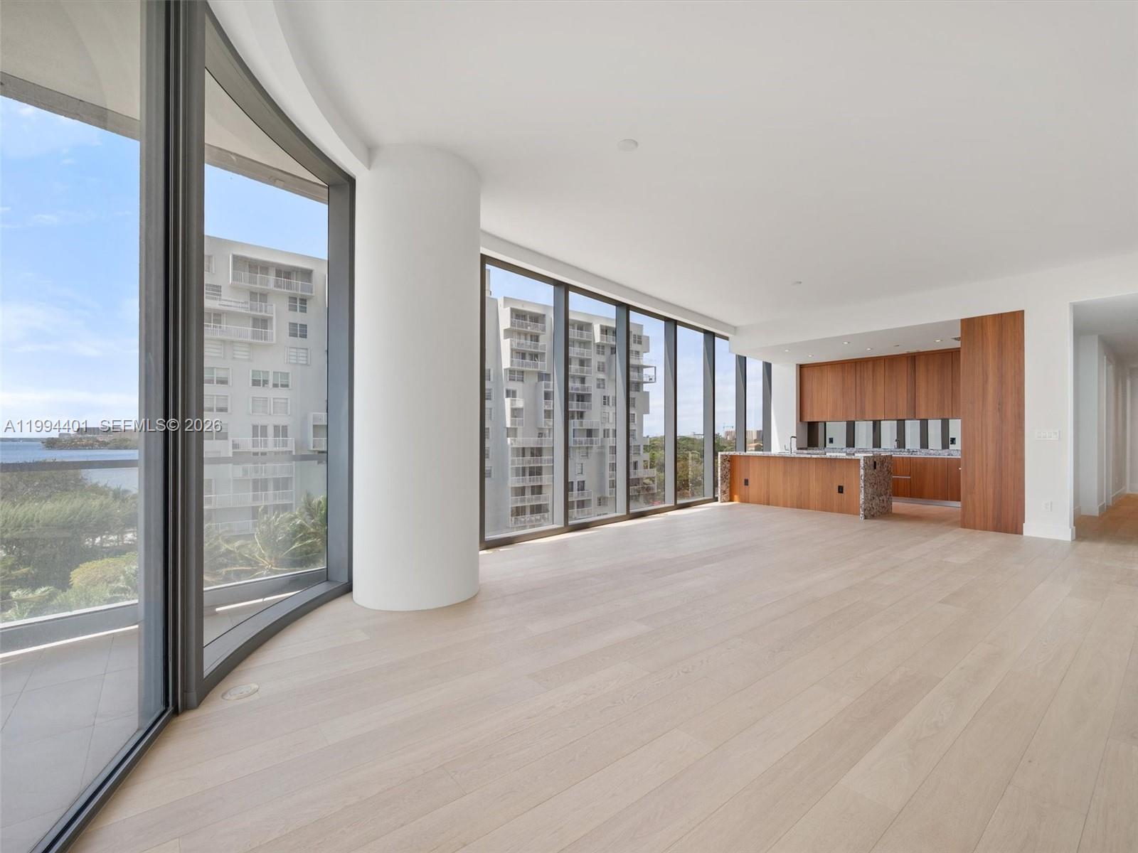 image Una Residences8