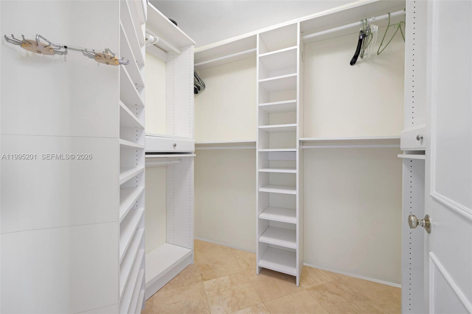 image Blue Diamond17