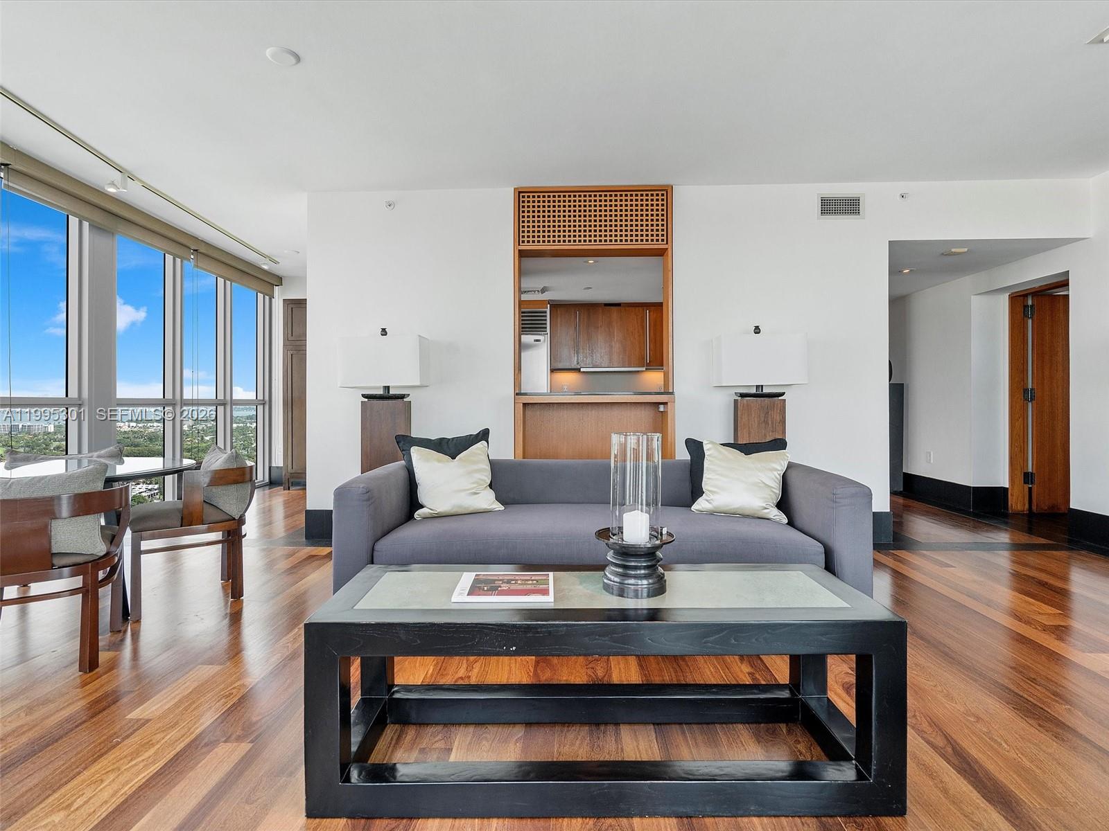 101 20th St #3302 Miami Beach, FL 33139