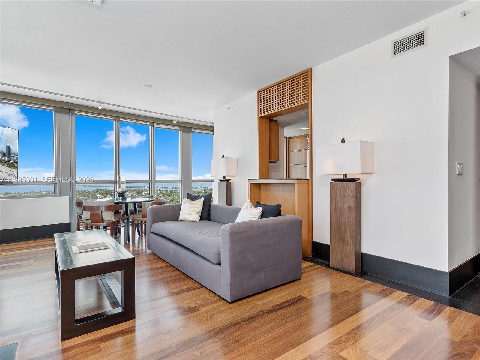 101 20th St #3302 Miami Beach, FL 33139