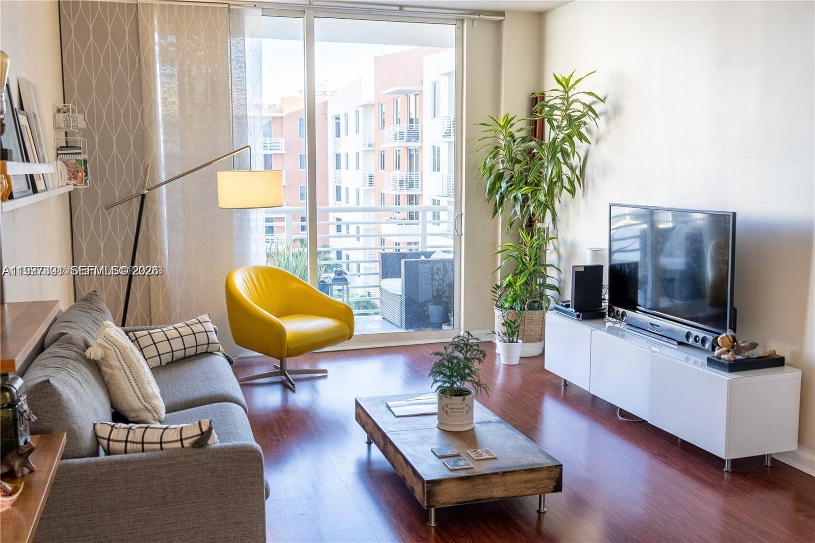 2775 NE 187th St #629