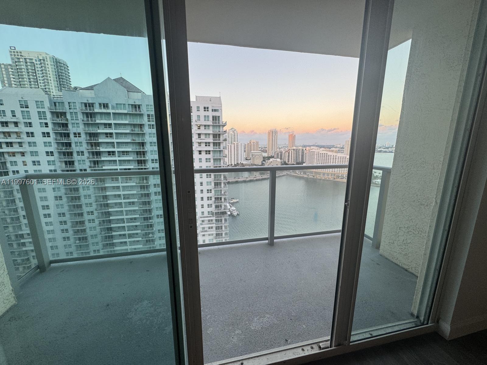 image The Mark on Brickell1