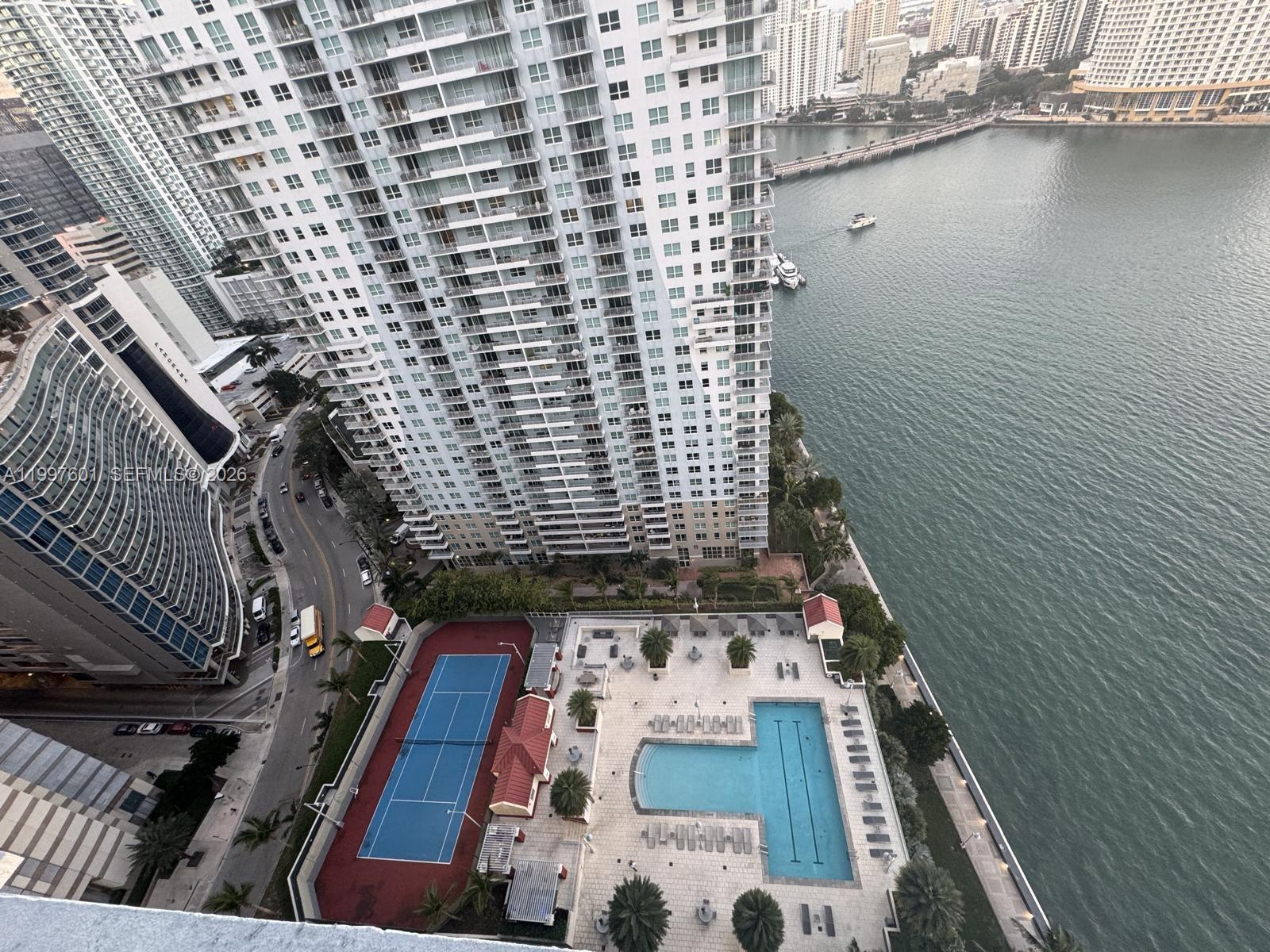 image The Mark on Brickell33