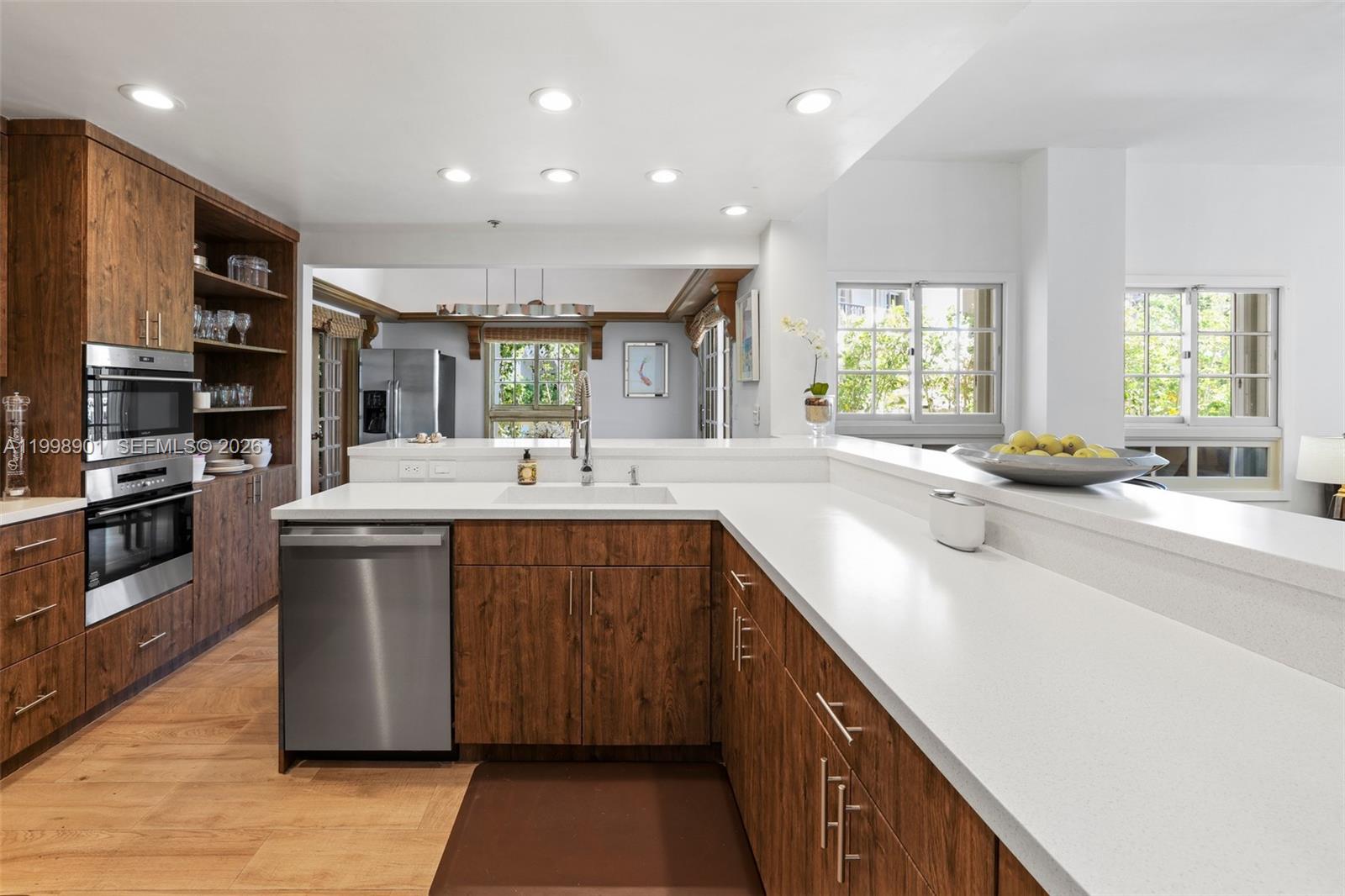 2211 Fisher Is Dr #3101 Miami Beach, FL 33109