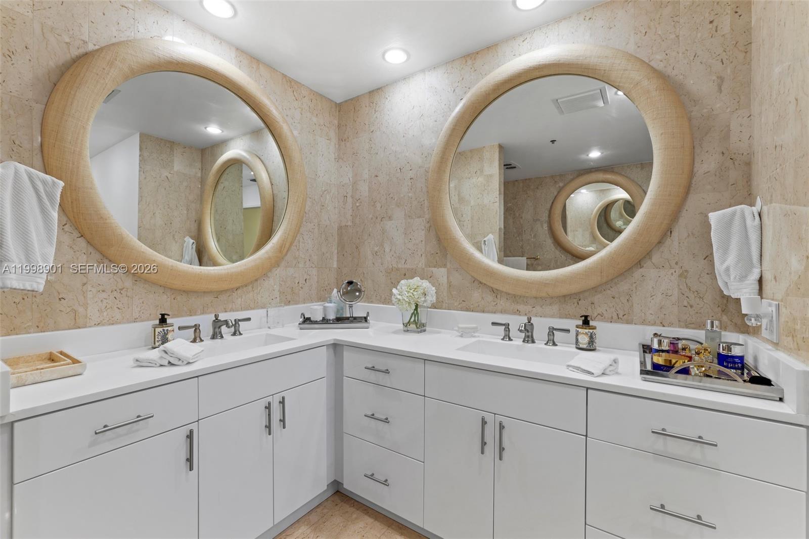 2211 Fisher Is Dr #3101 Miami Beach, FL 33109