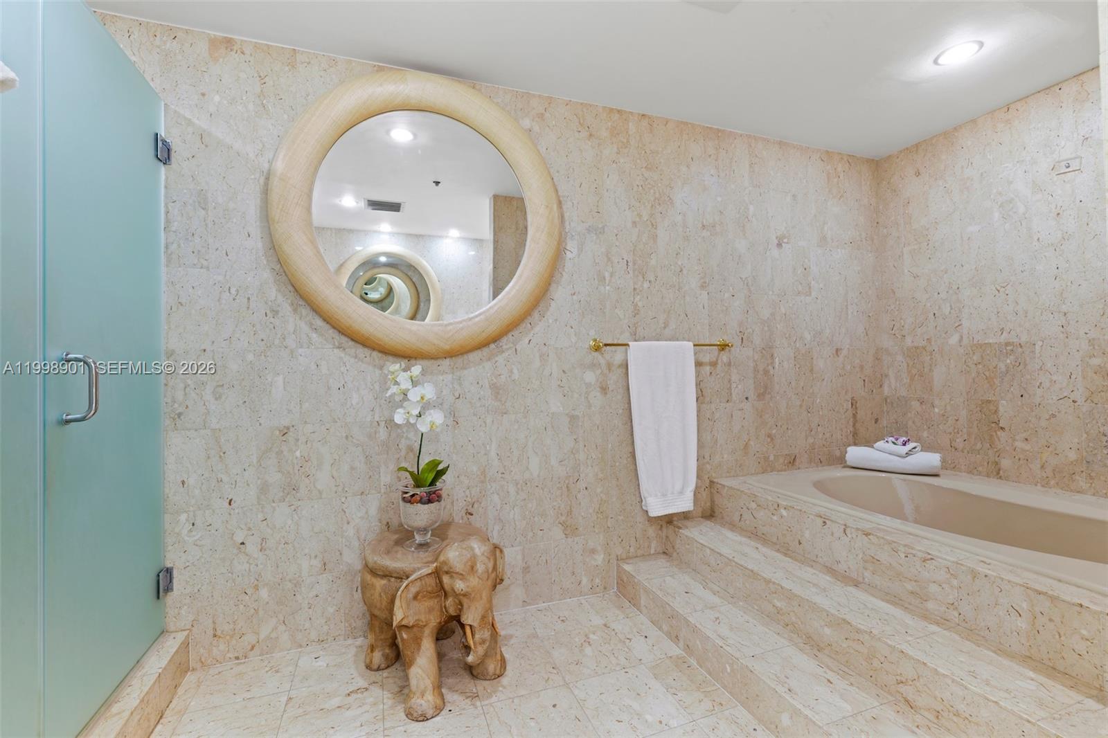 2211 Fisher Is Dr #3101 Miami Beach, FL 33109