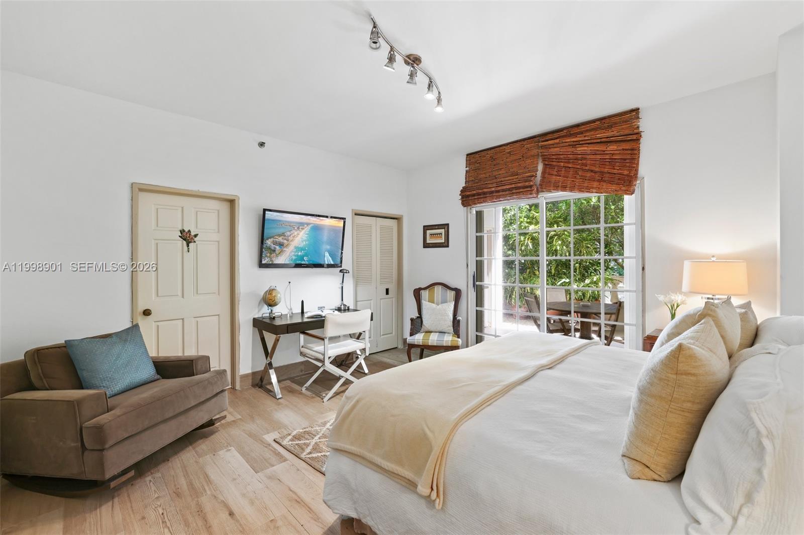 2211 Fisher Is Dr #3101 Miami Beach, FL 33109