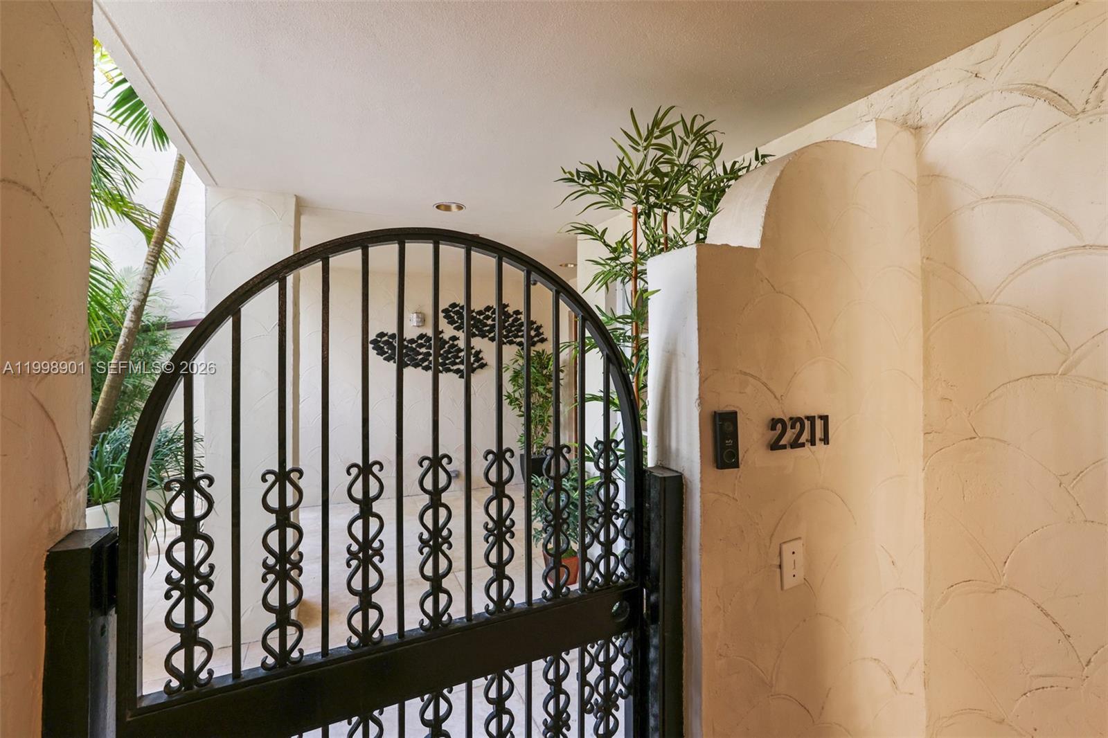 2211 Fisher Is Dr #3101 Miami Beach, FL 33109