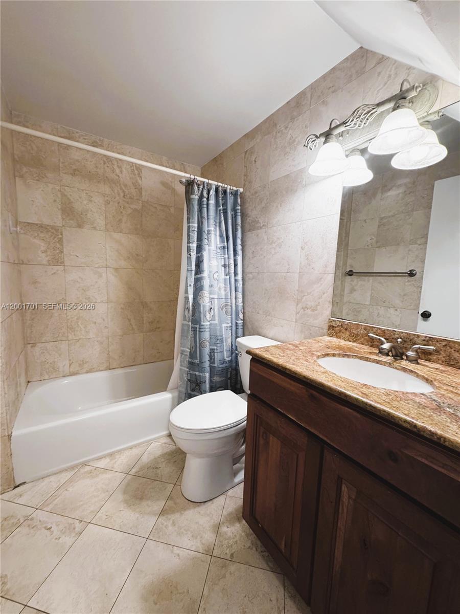 3054 Center St #3054 Miami, FL 33133