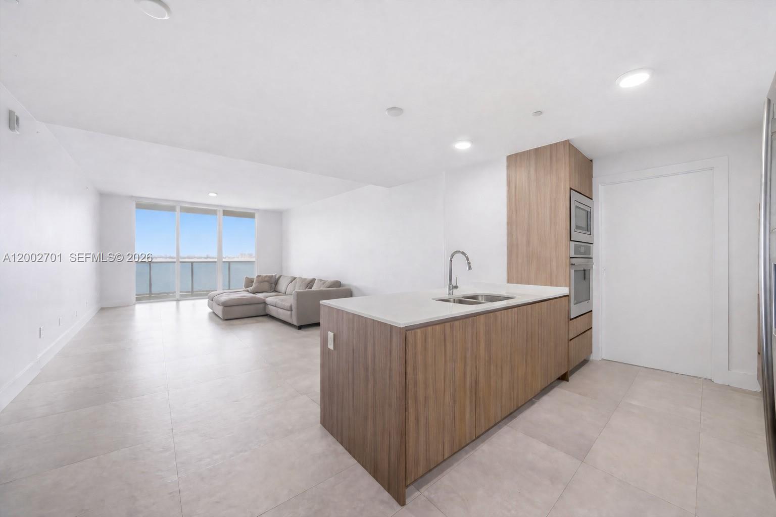 image Bay House9