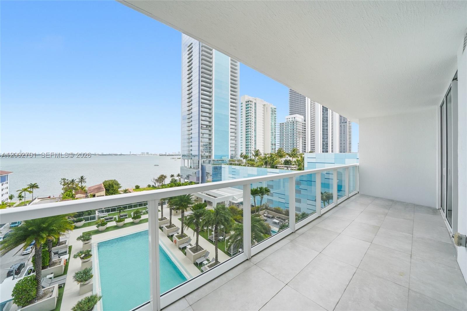 image Bay House21