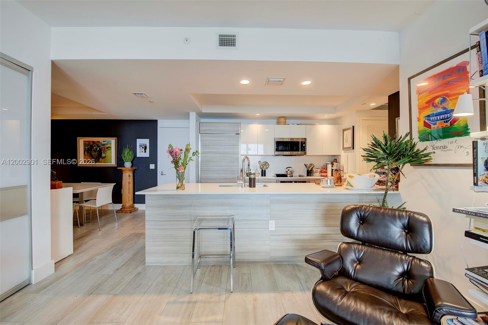 121 NE 34th St #1607 Miami, FL 33137