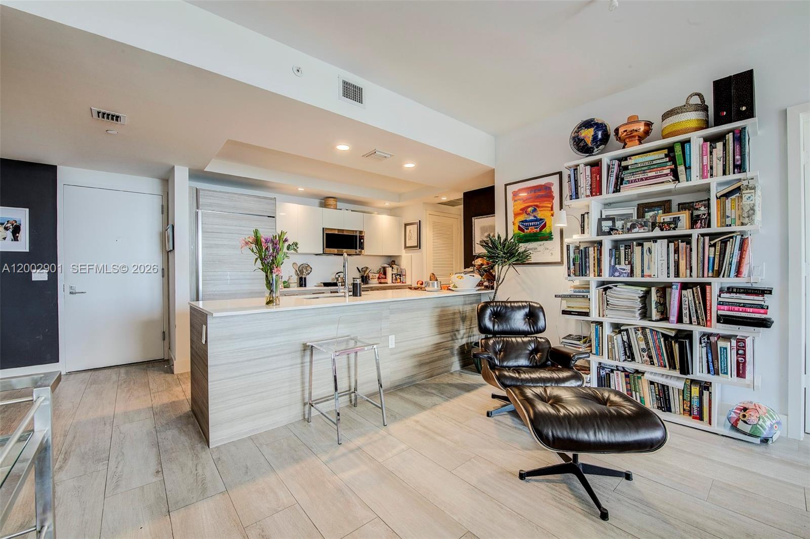 121 NE 34th St #1607 Miami, FL 33137