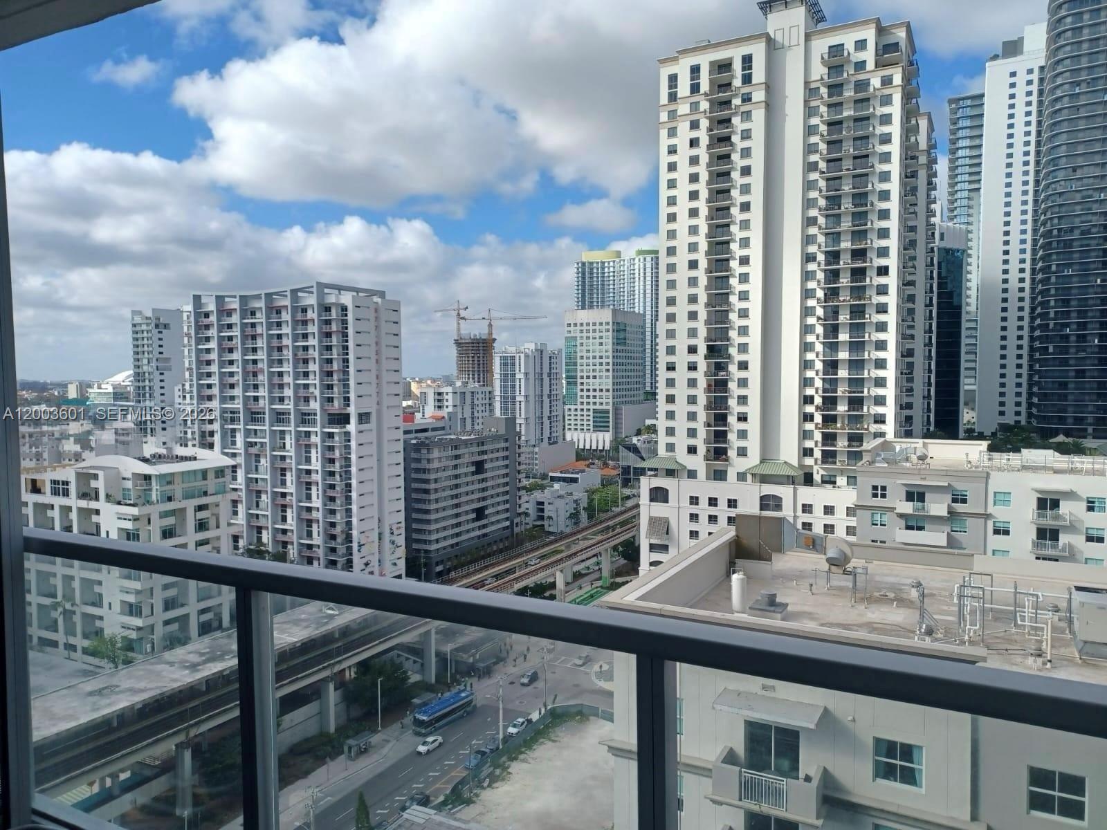 image Axis on Brickell North18
