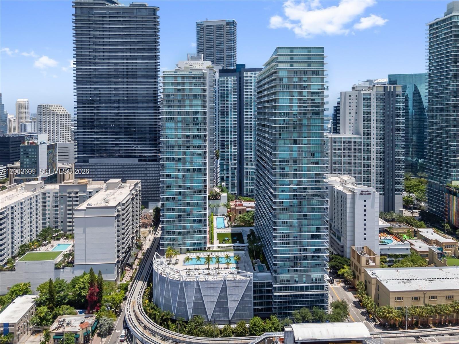 image Axis on Brickell North37