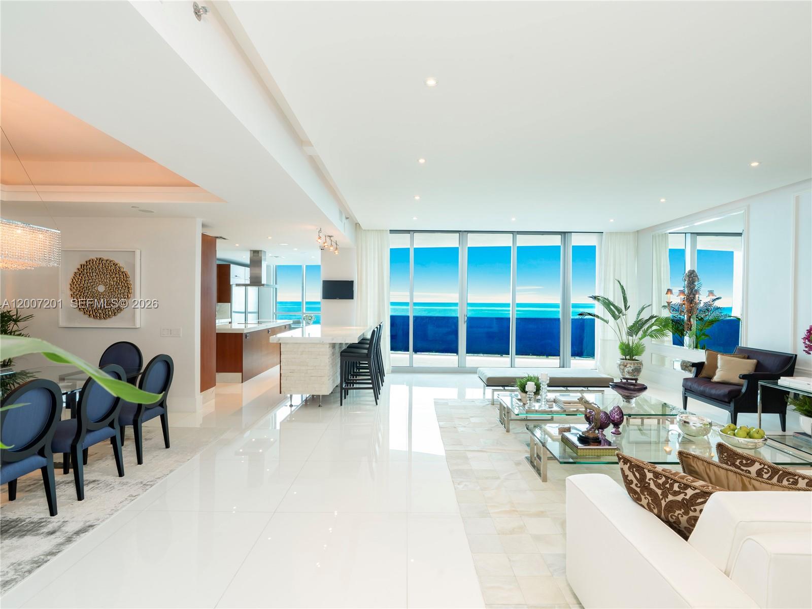 5959 Collins Ave #906 Miami Beach, FL 33140