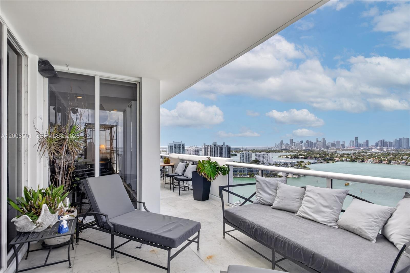 1900 Sunset Harbour Dr #TS02 Miami Beach, FL 33139