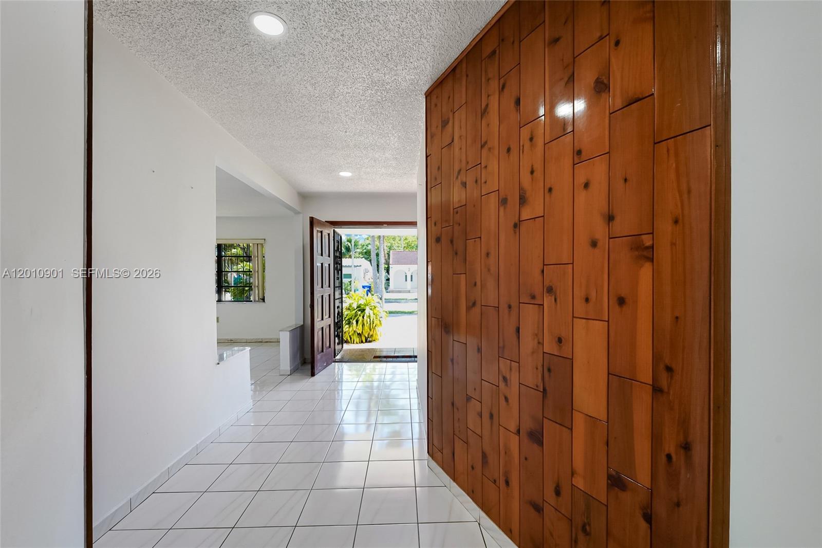 1735 SW 15th St Miami, FL 33145