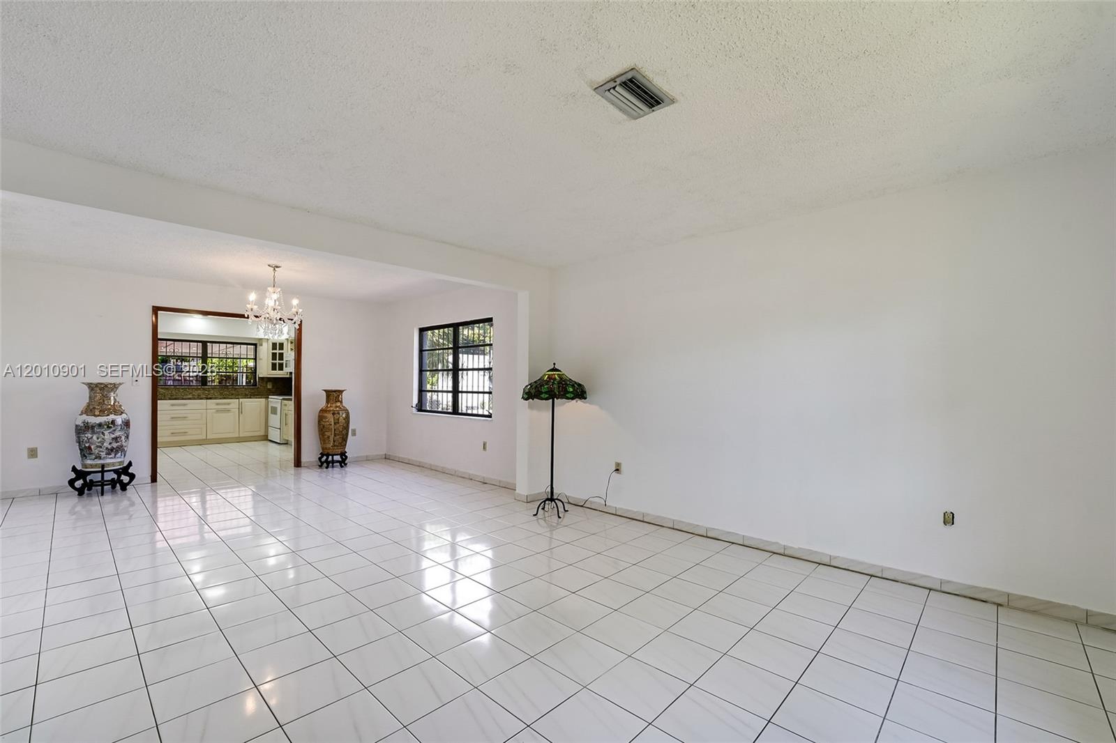 1735 SW 15th St Miami, FL 33145