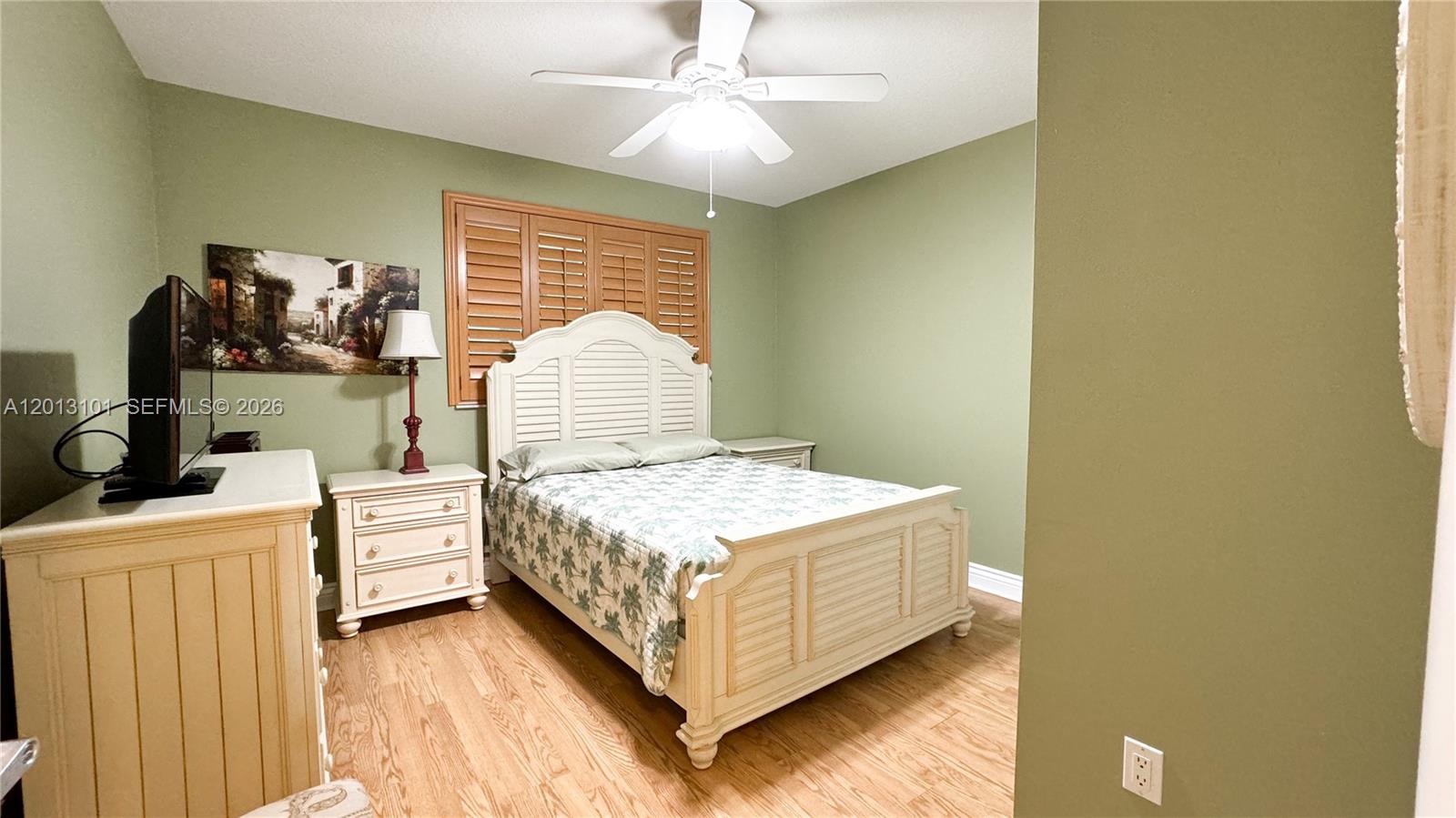 18100 N Bay Rd #1106 Sunny Isles Beach, FL 33160