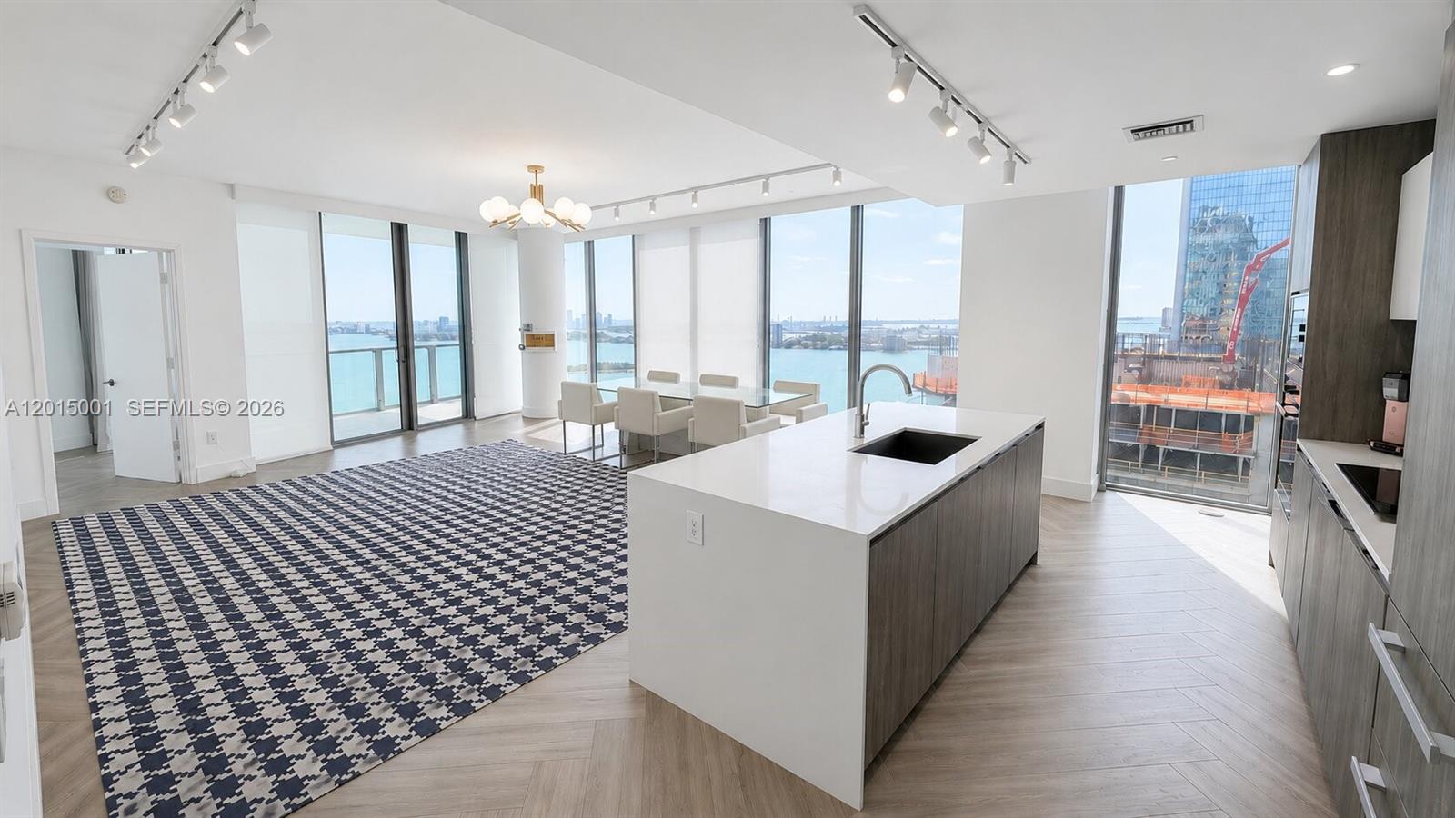 2900 NE 7th Ave #3207 Miami, FL 33137