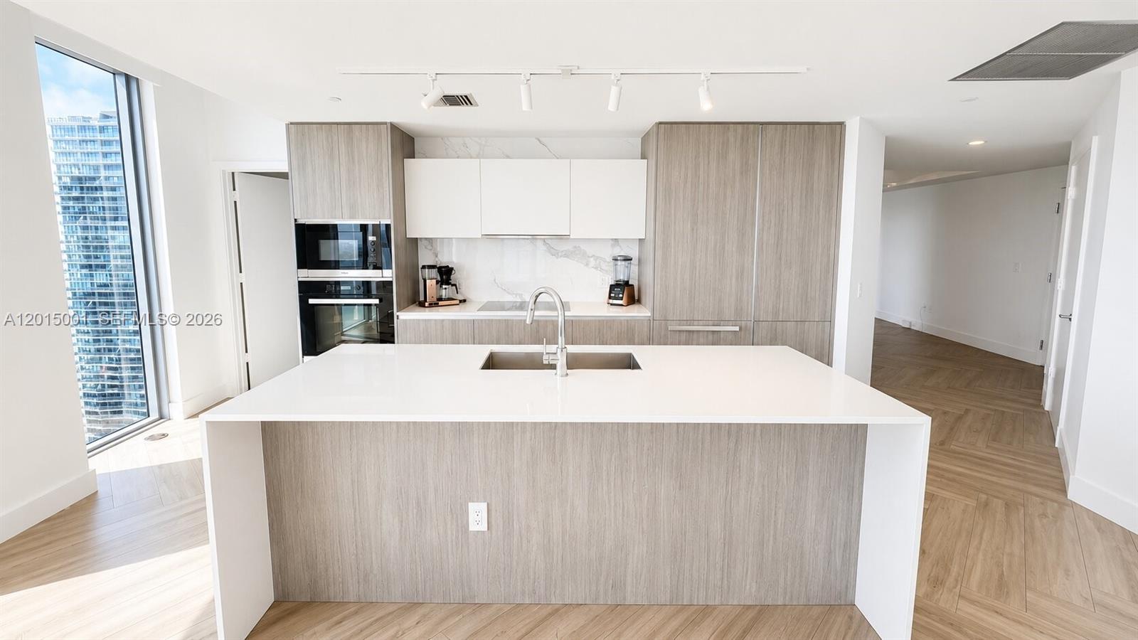 2900 NE 7th Ave #3207 Miami, FL 33137