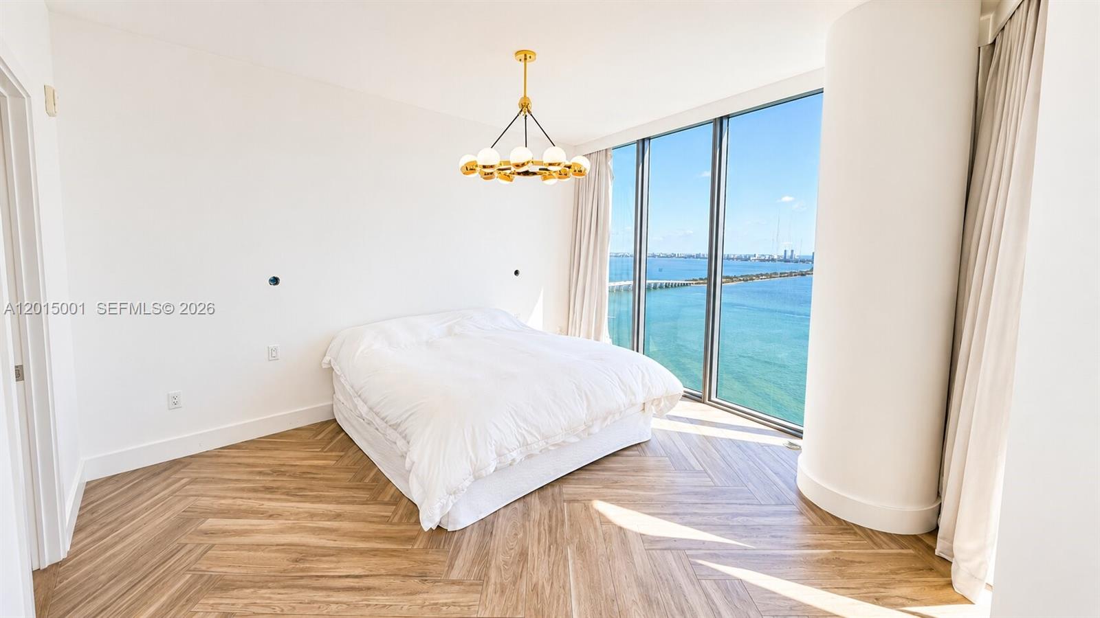 2900 NE 7th Ave #3207 Miami, FL 33137