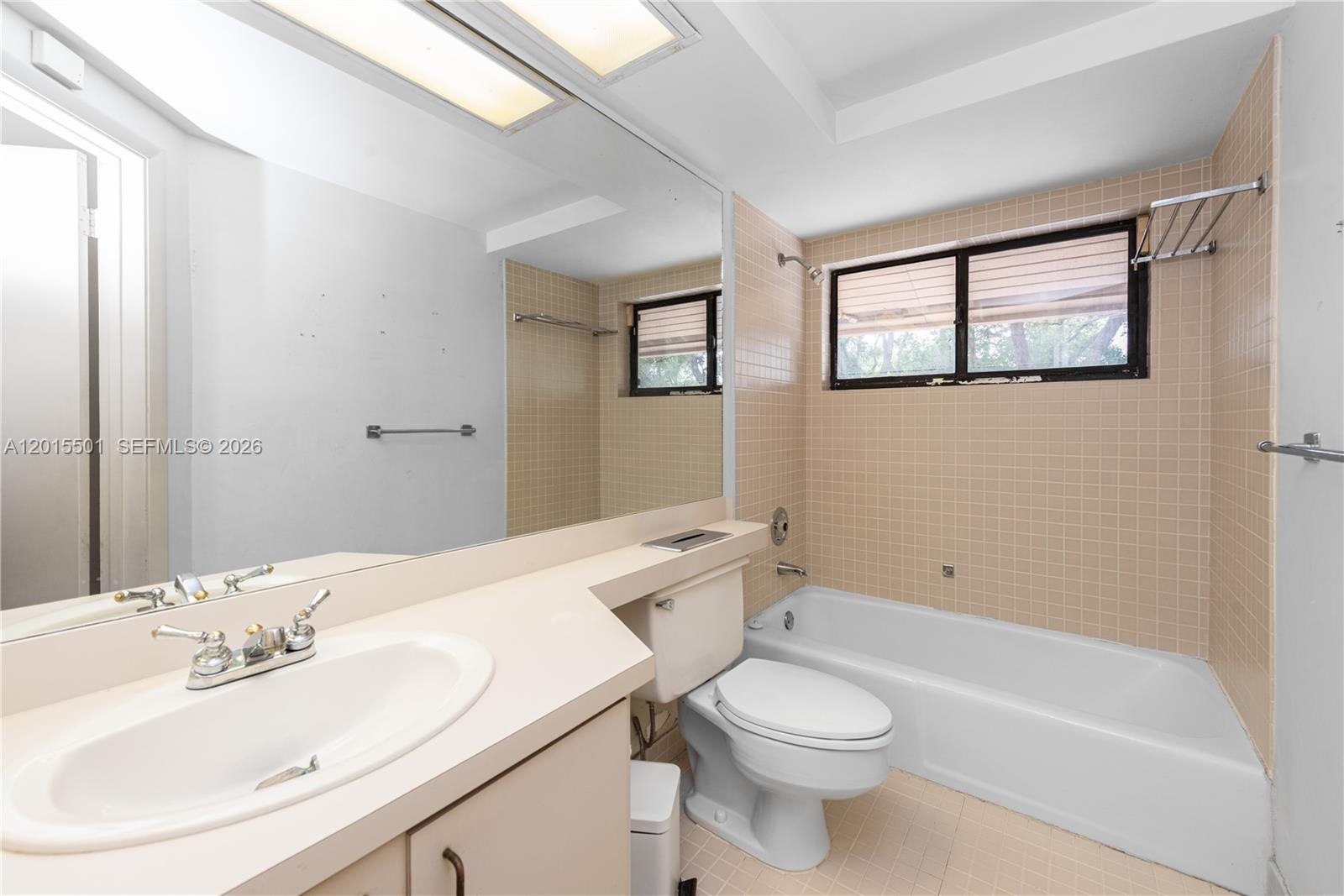 8875 SW 110th St Miami, FL 33176
