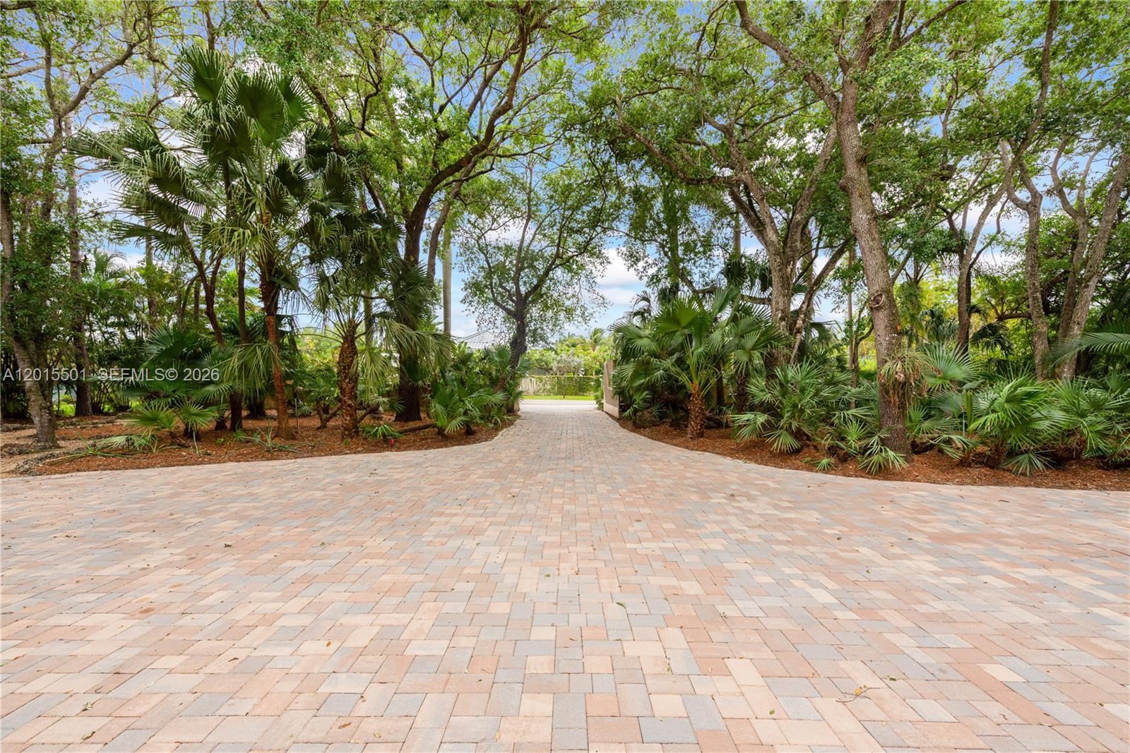 8875 SW 110th St Miami, FL 33176