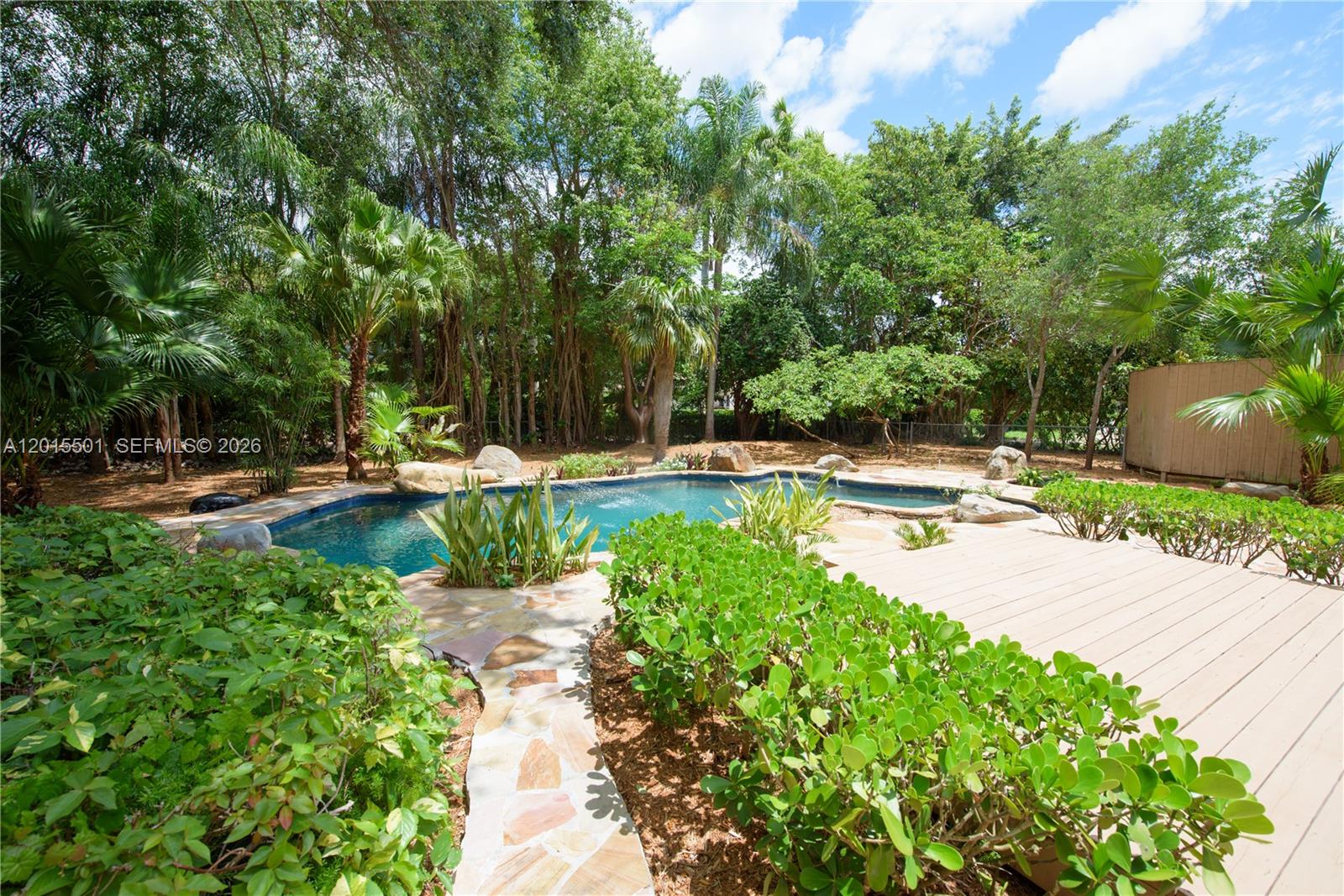8875 SW 110th St Miami, FL 33176